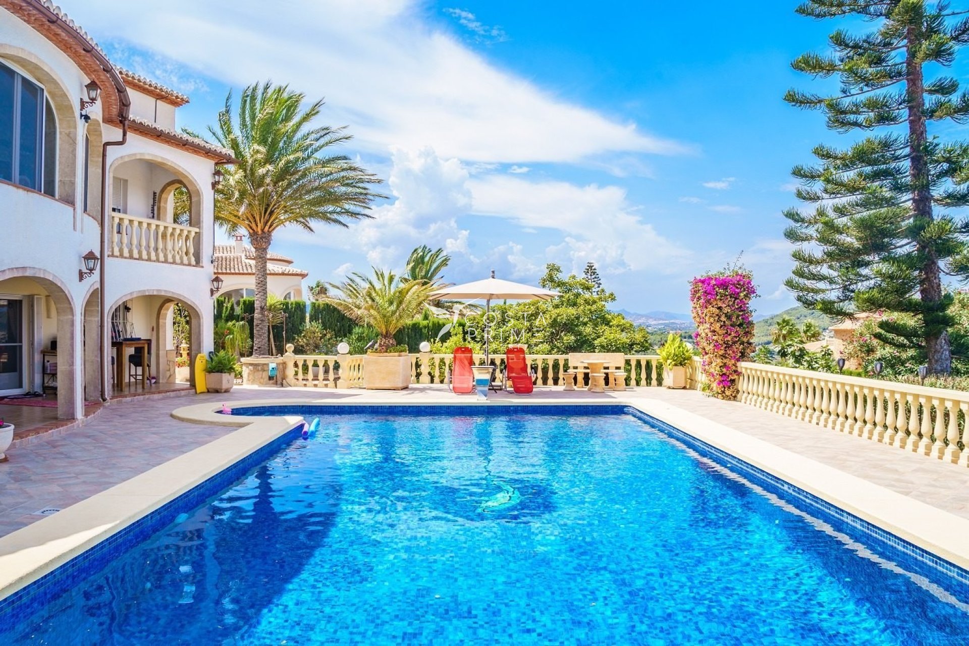 Resale - Villa  - Jávea