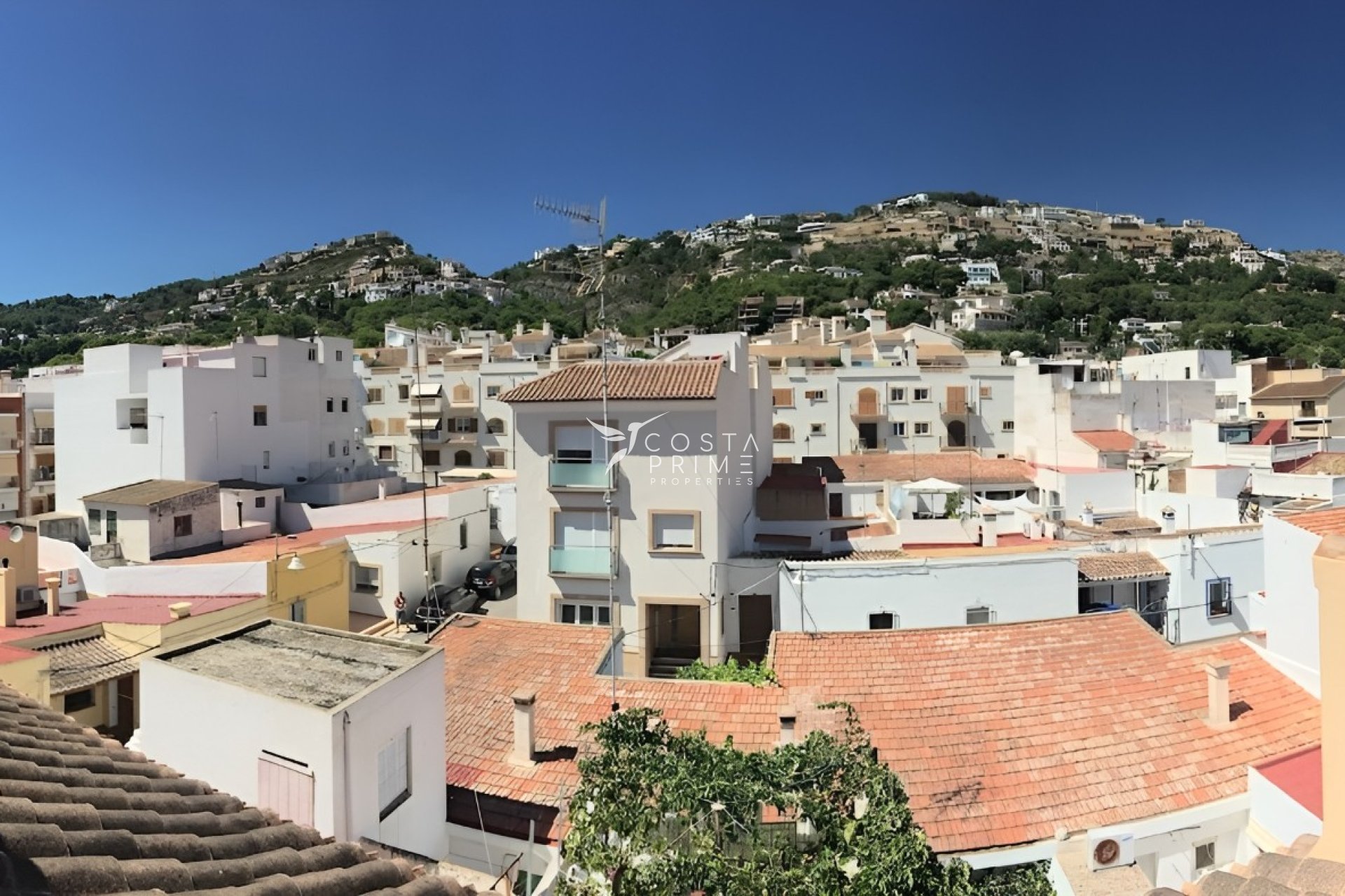 Resale - Villa  - Jávea