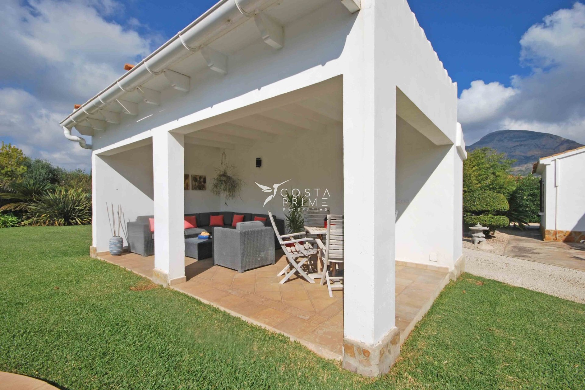 Resale - Villa  - Jávea