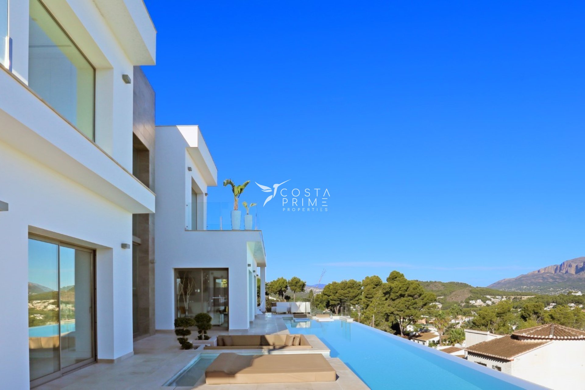 Resale - Villa  - Jávea