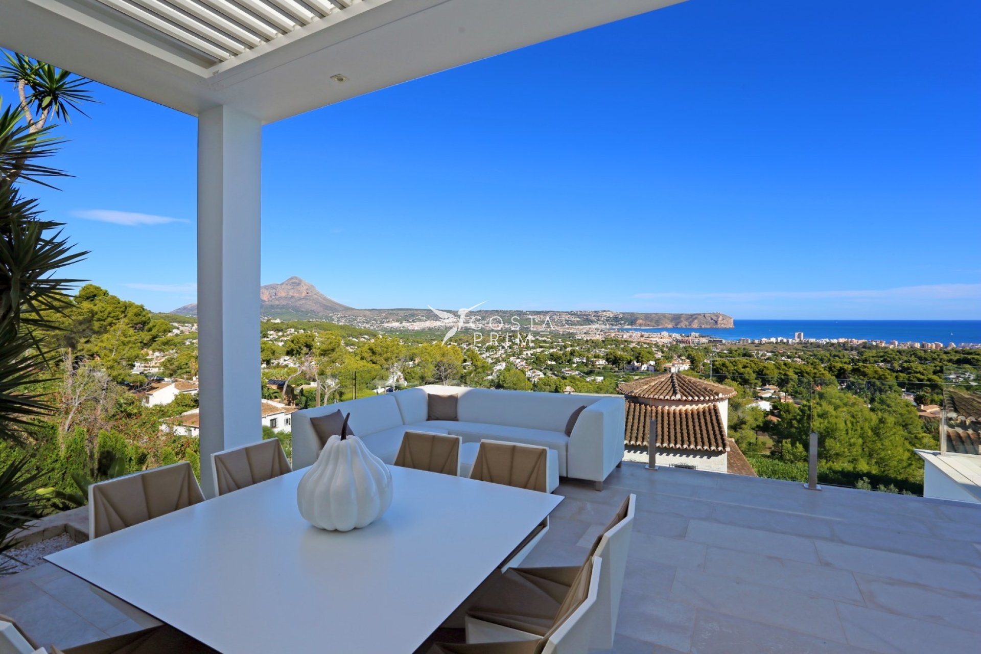 Resale - Villa  - Jávea