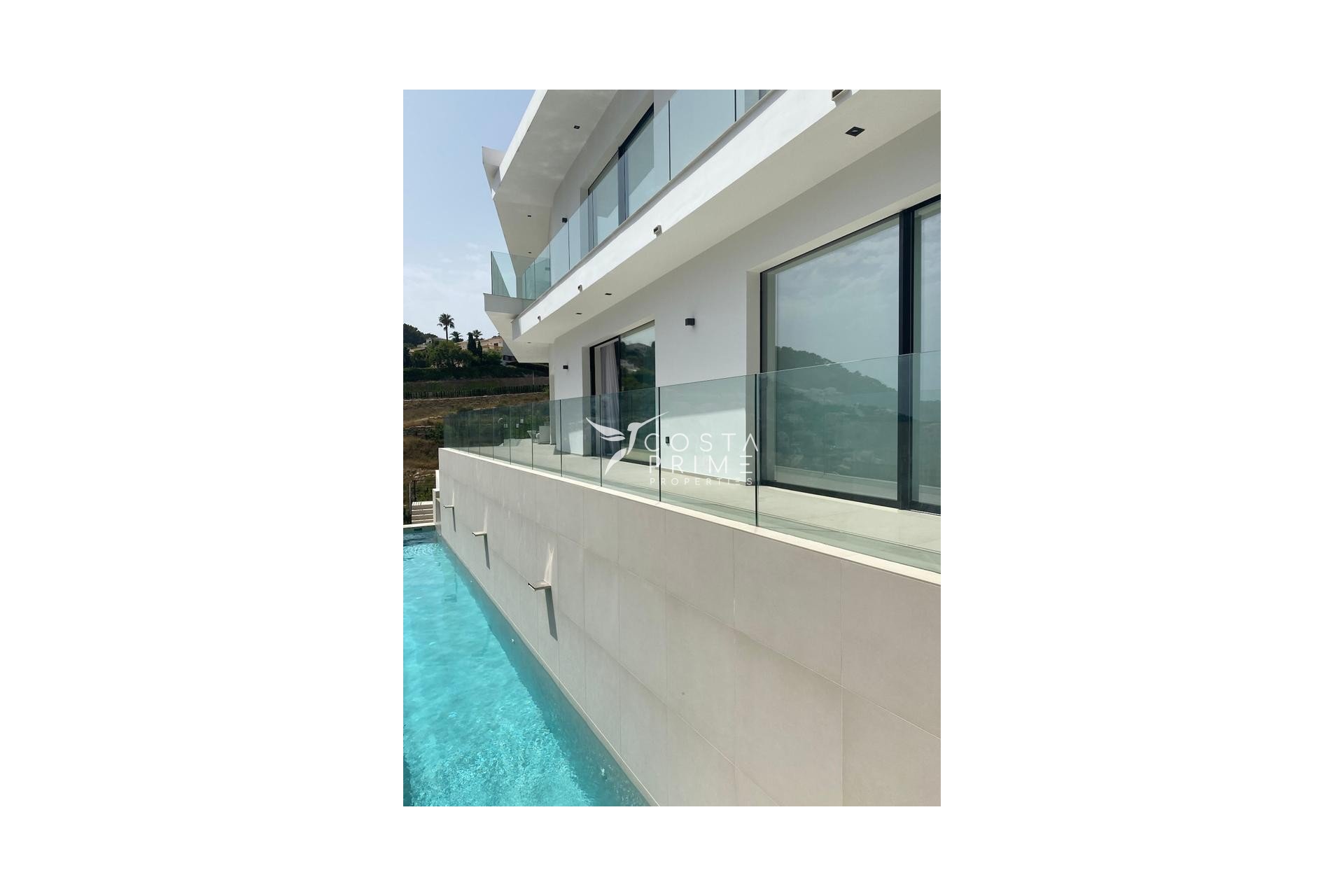 Resale - Villa  - Jávea