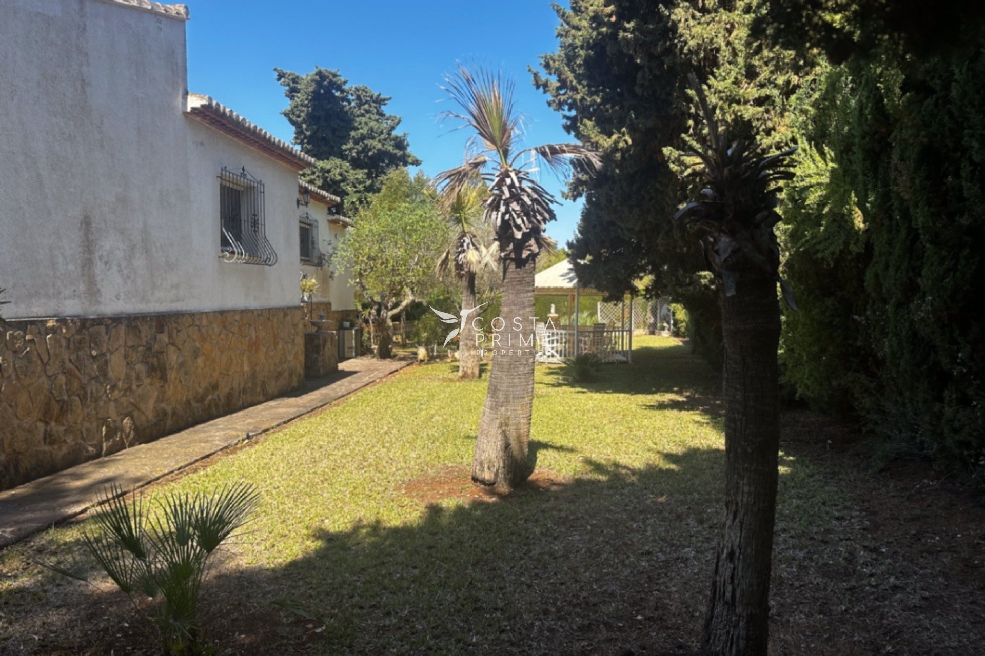 Resale - Villa  - Jávea