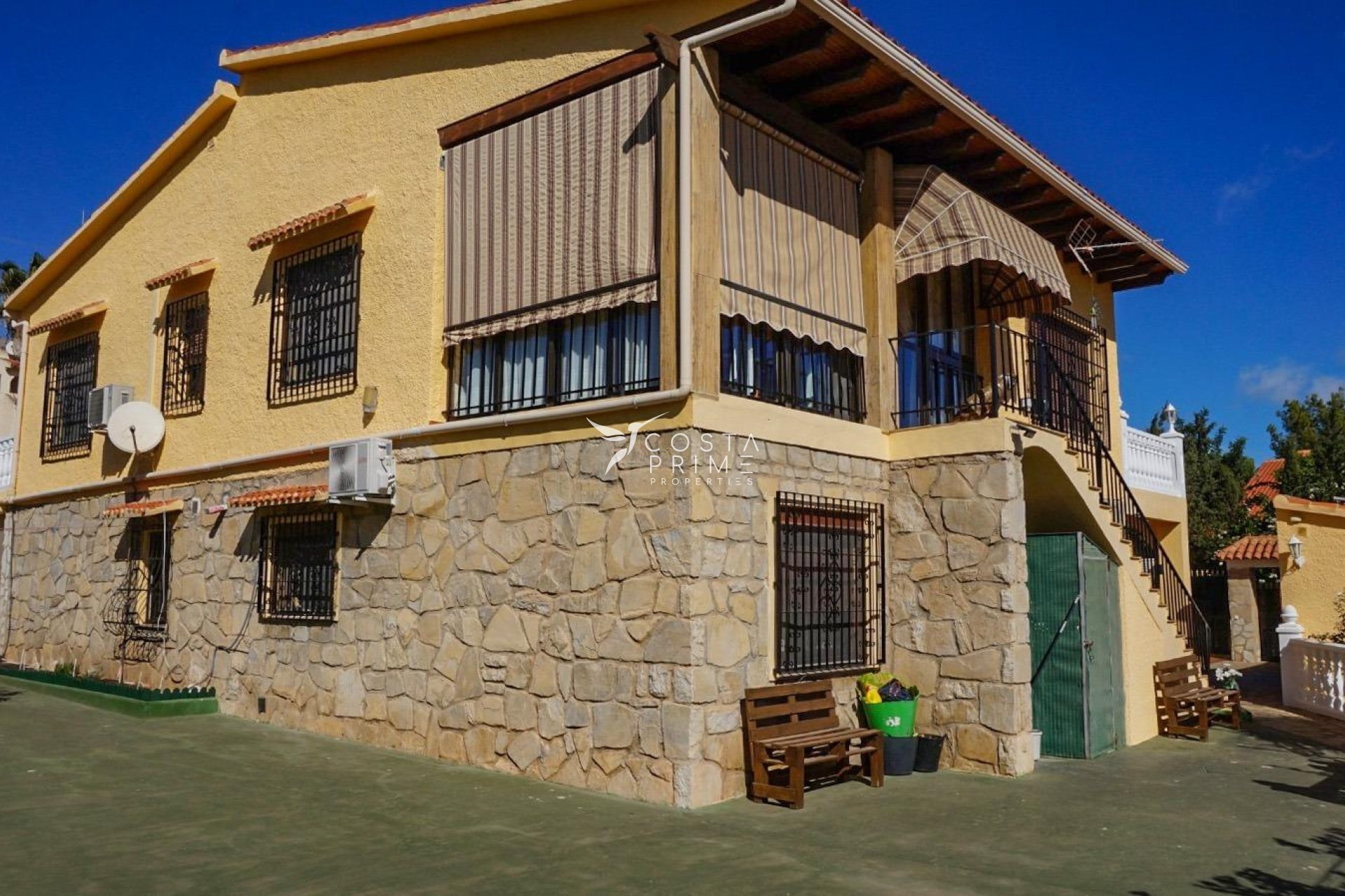 Resale - Villa  - La Nucía