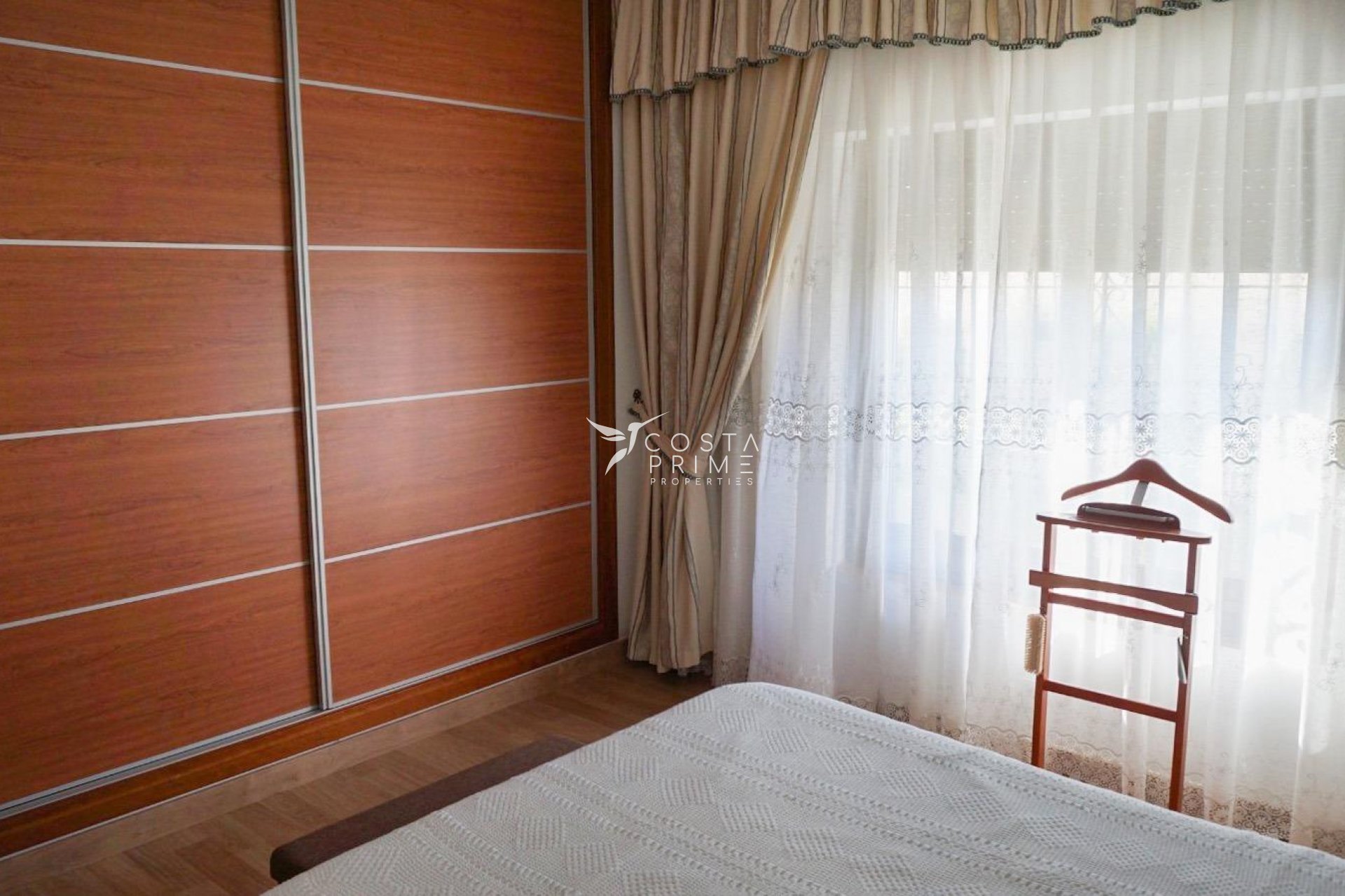 Resale - Villa  - La Nucía