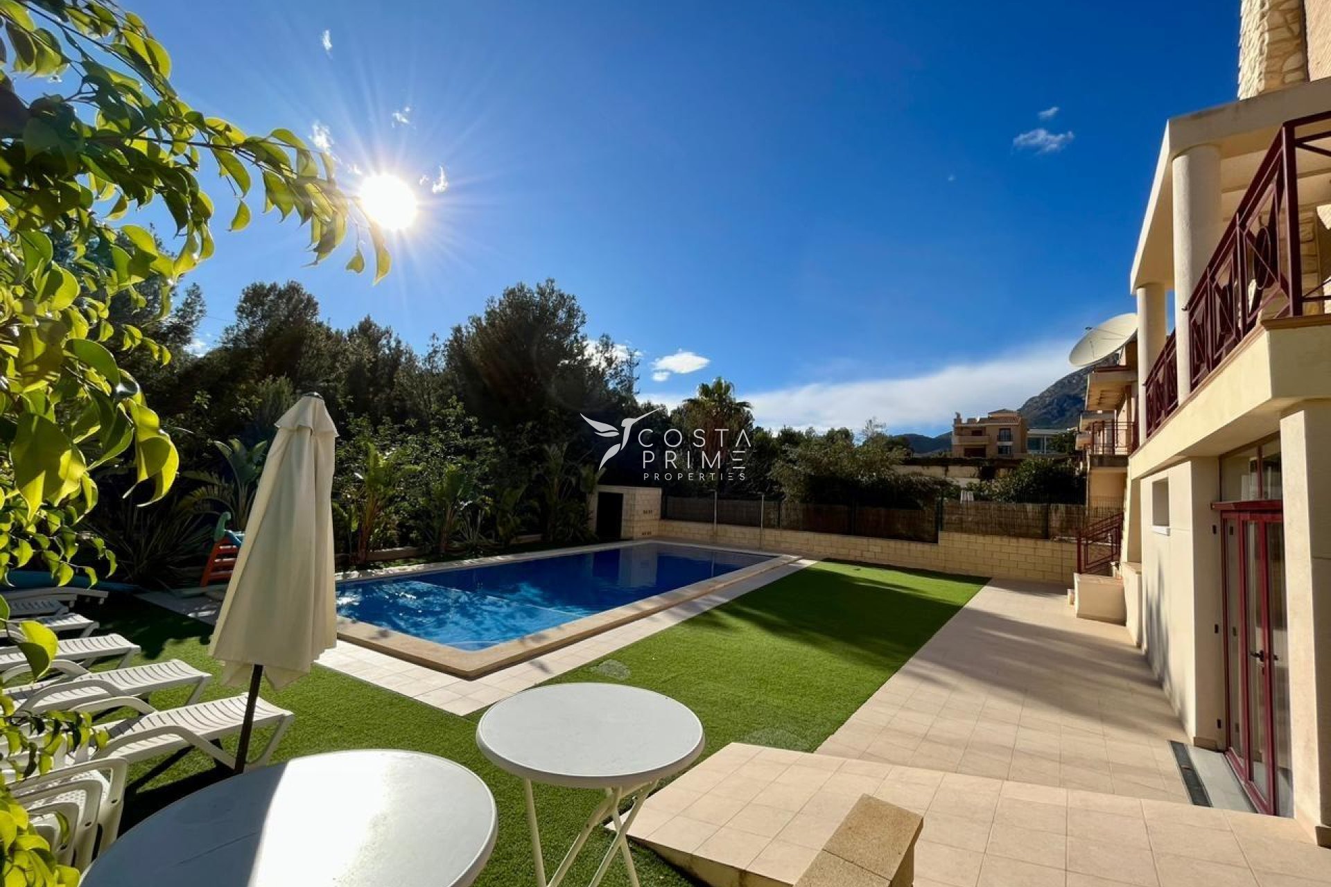 Resale - Villa  - La Nucía