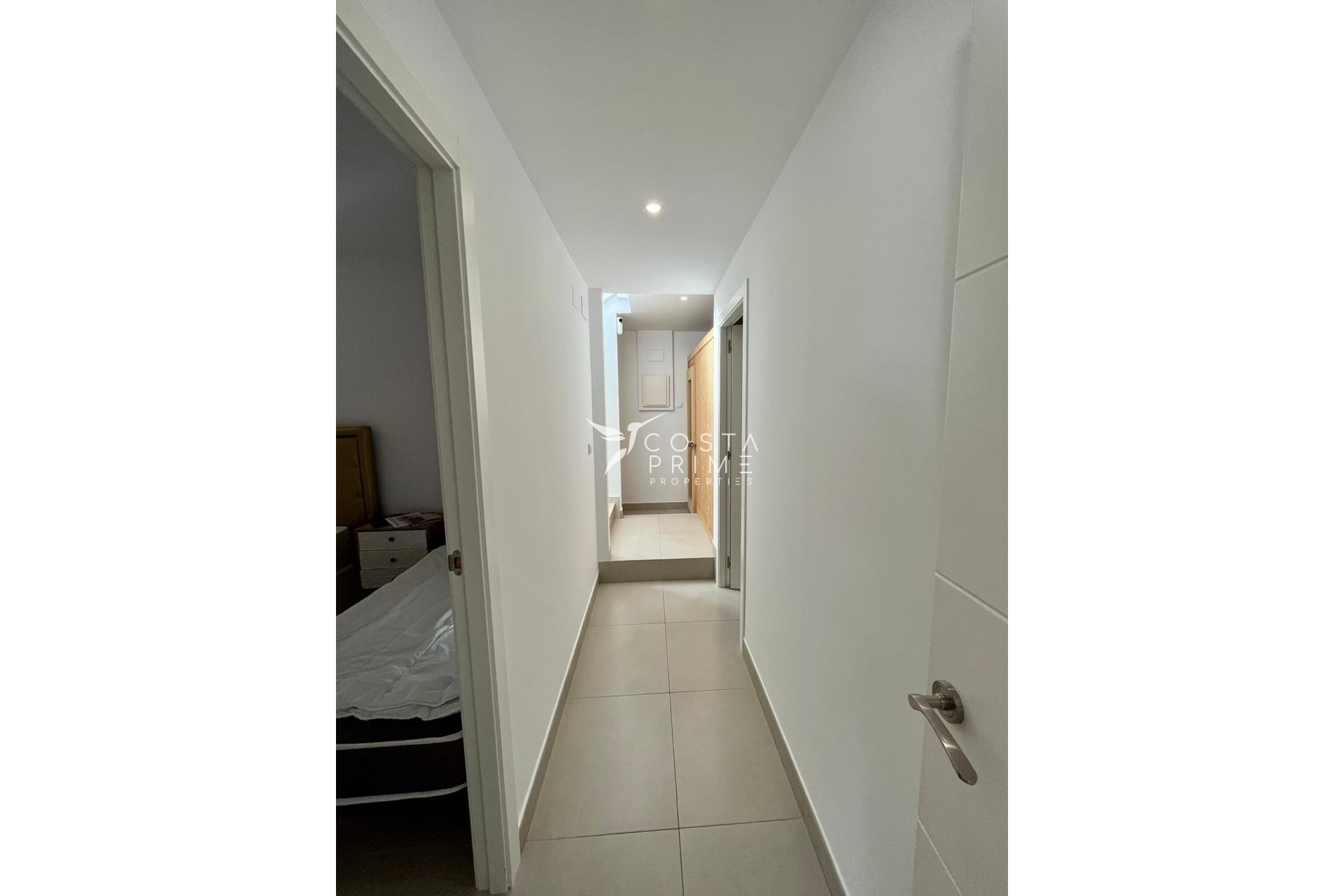 Resale - Villa  - La Nucía