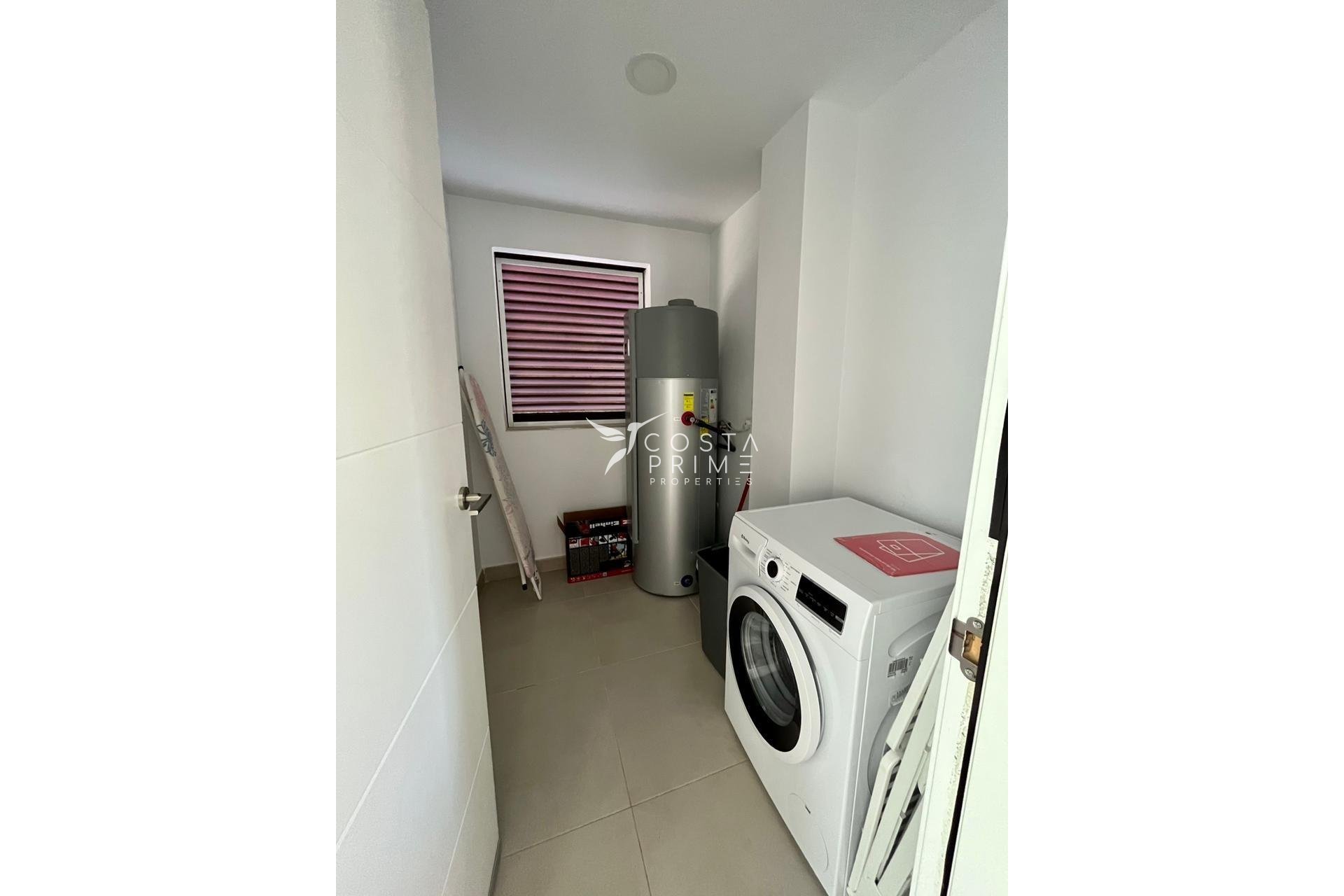 Resale - Villa  - La Nucía