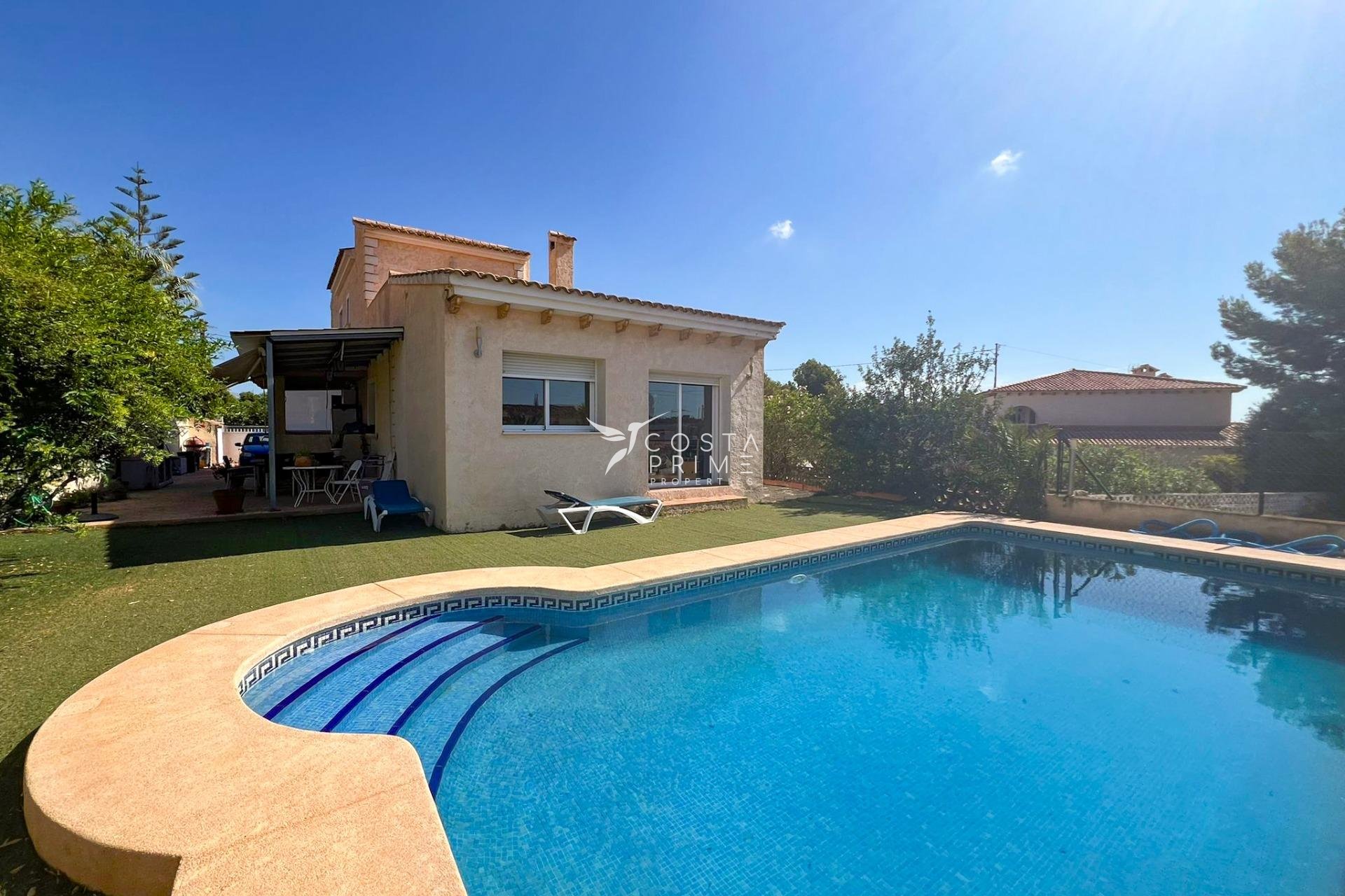 Resale - Villa  - La Nucía