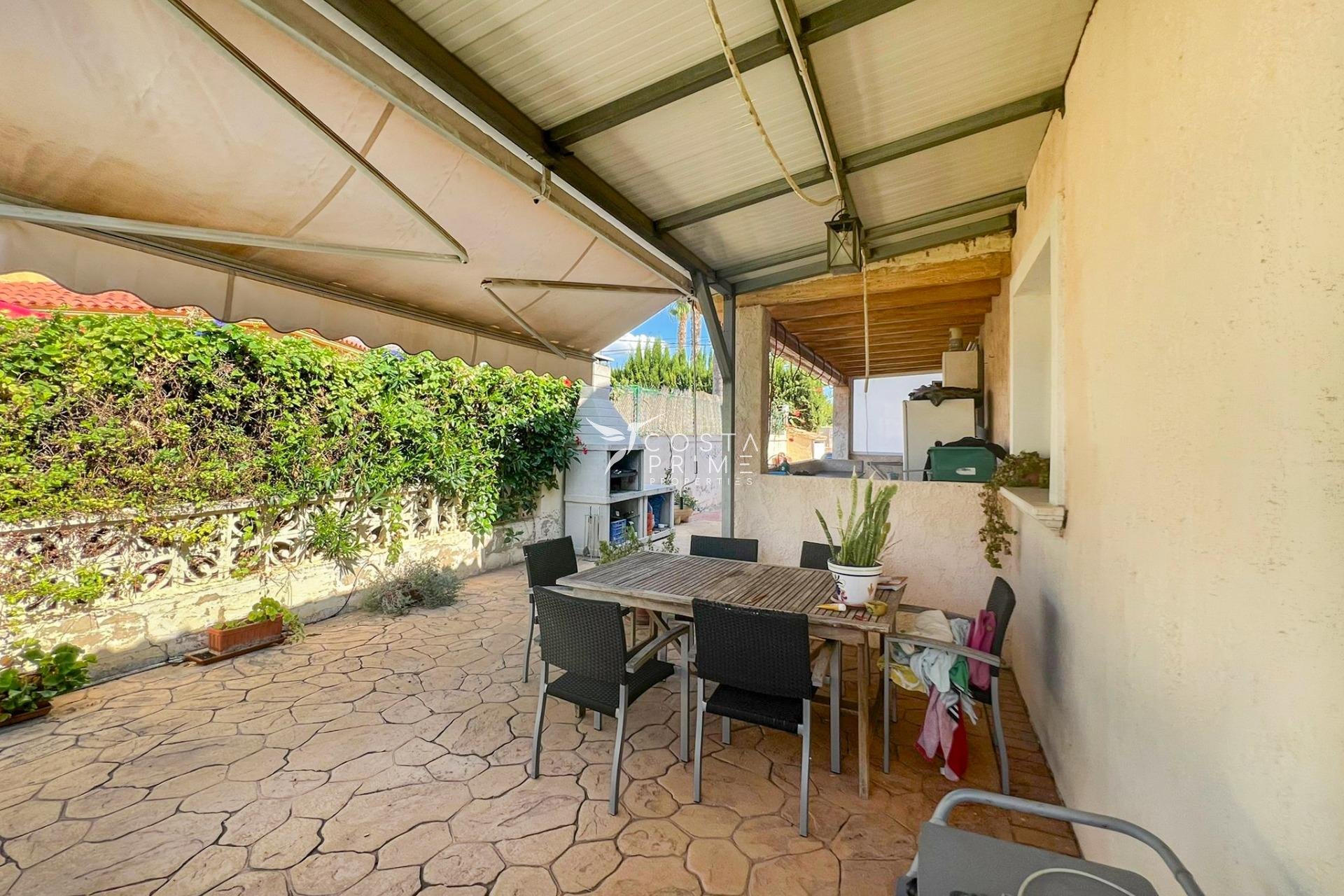 Resale - Villa  - La Nucía