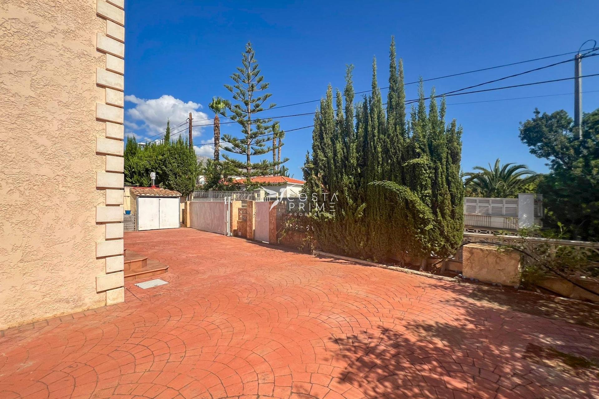 Resale - Villa  - La Nucía