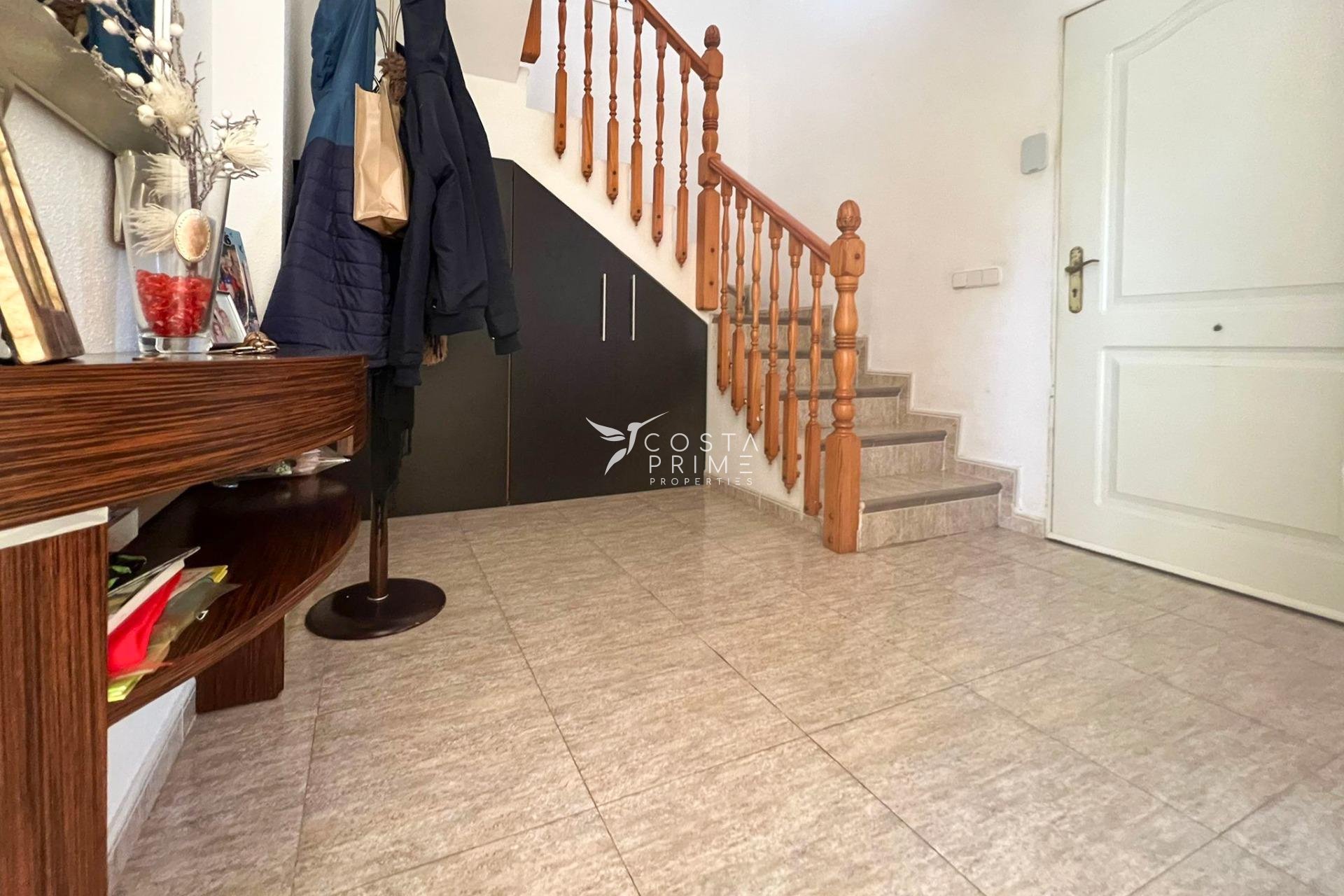 Resale - Villa  - La Nucía