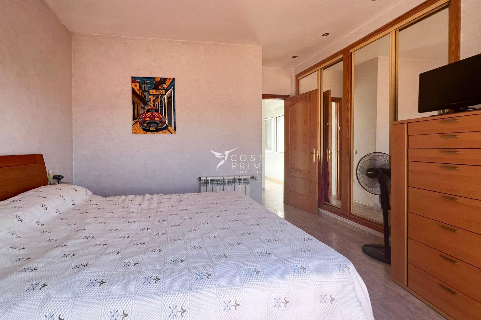 Resale - Villa  - La Nucía