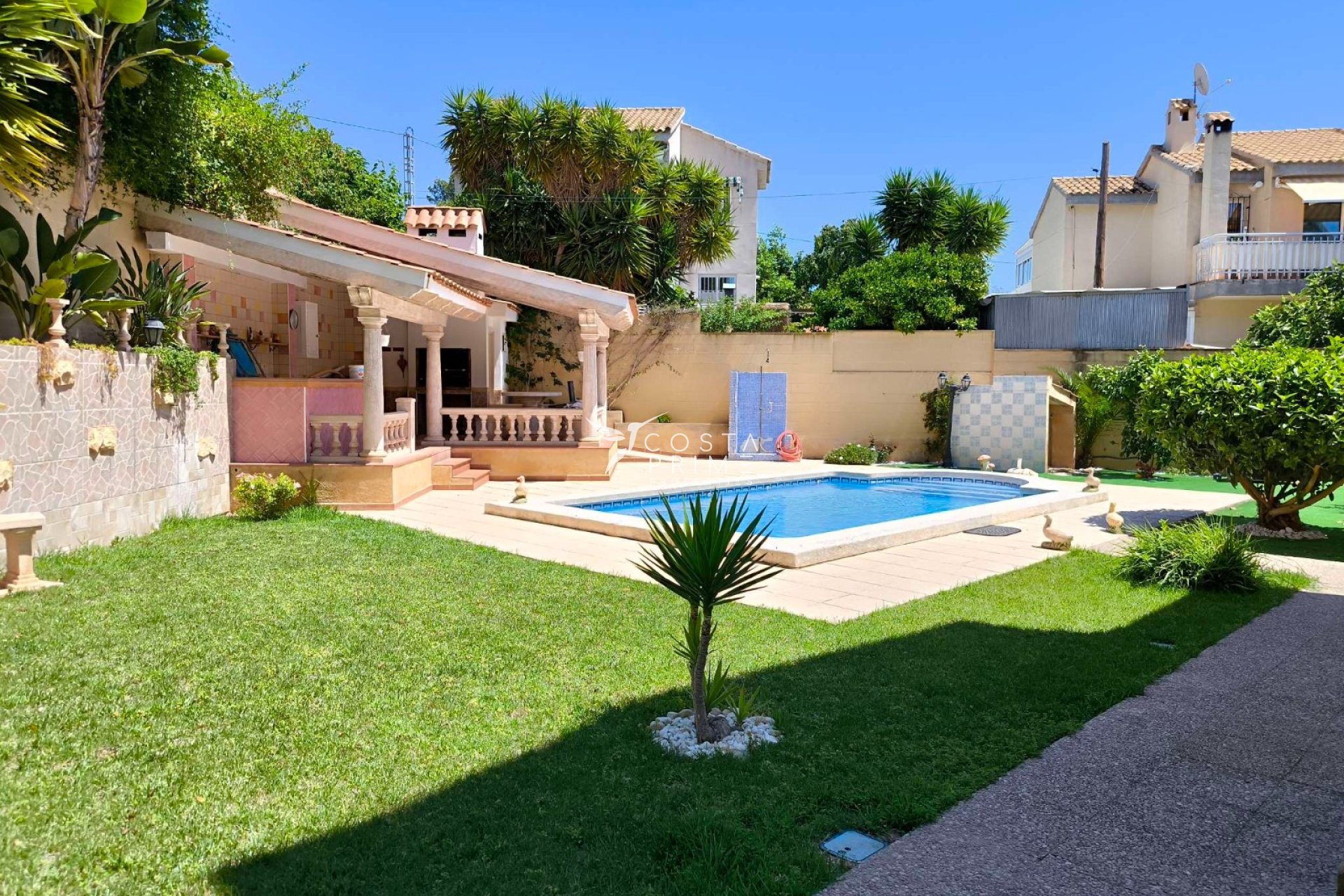 Resale - Villa  - La Nucía