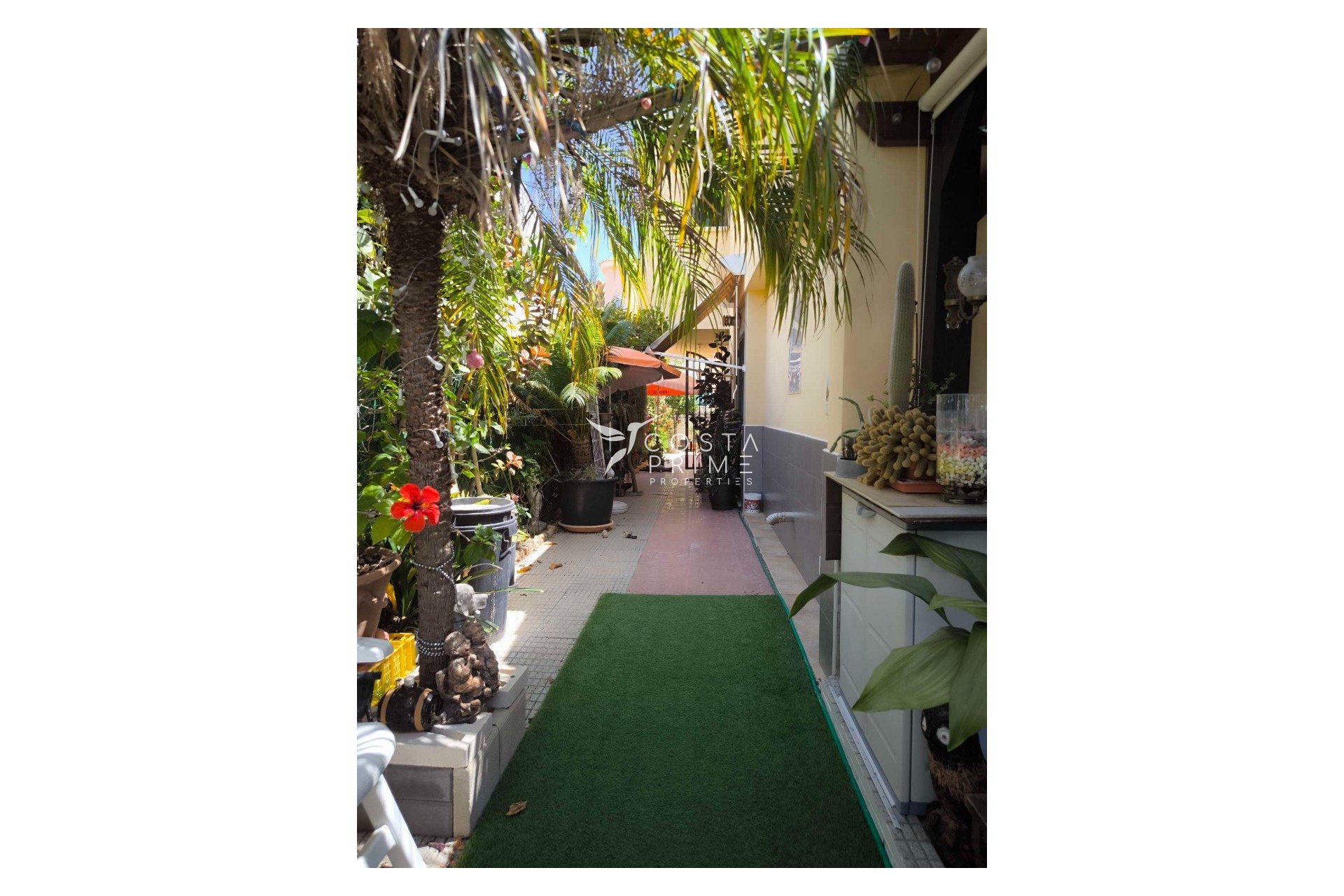 Resale - Villa  - La Nucía