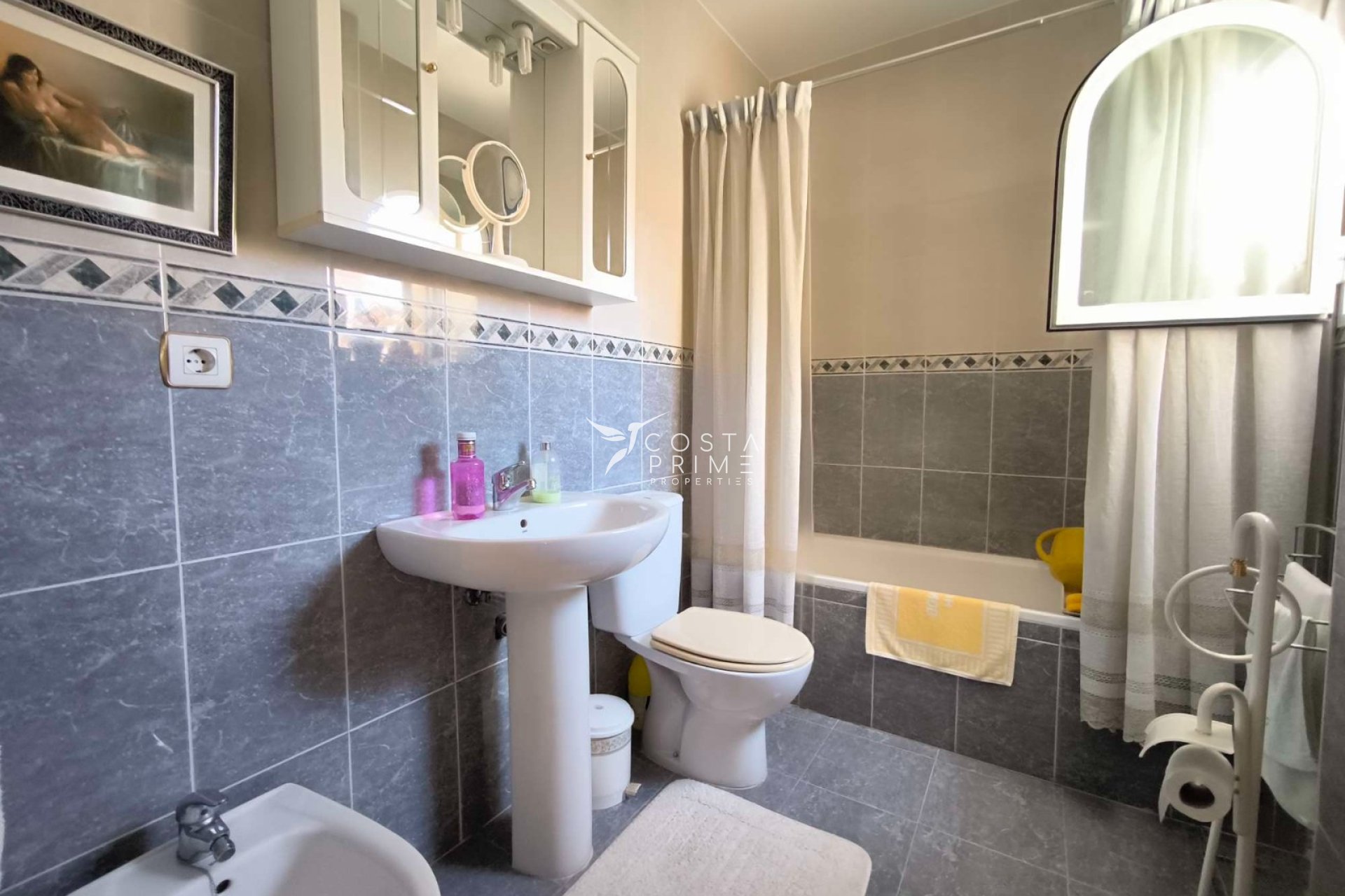 Resale - Villa  - La Nucía