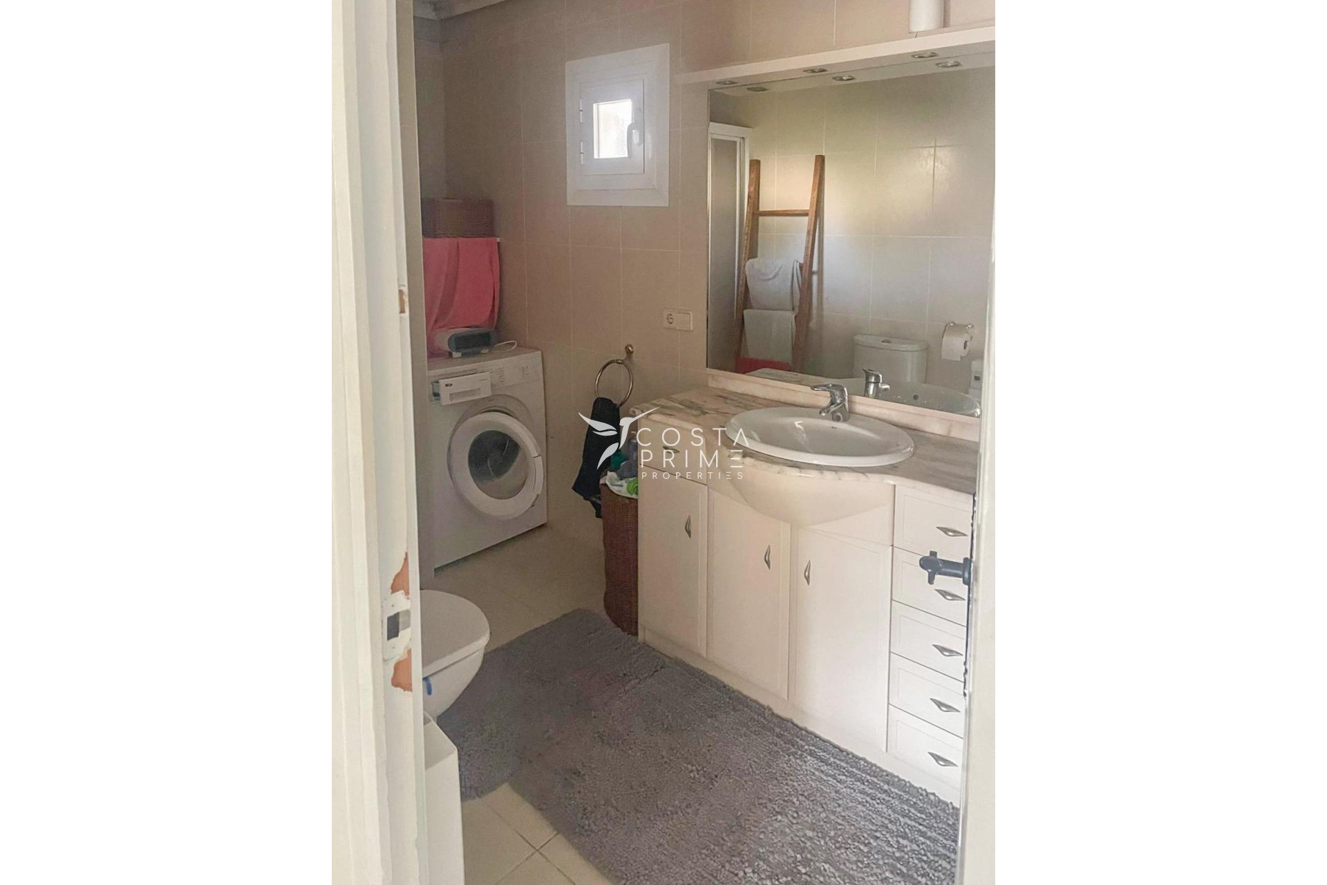 Resale - Villa  - La Nucía