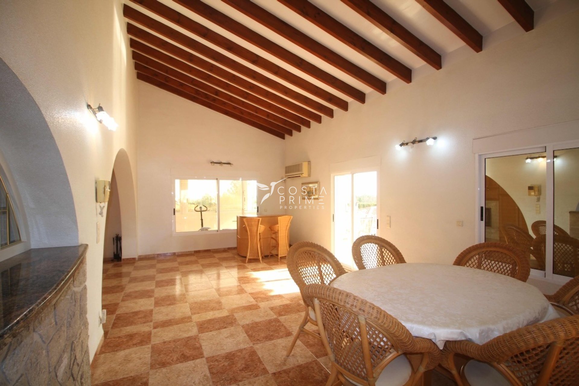 Resale - Villa  - La Nucía