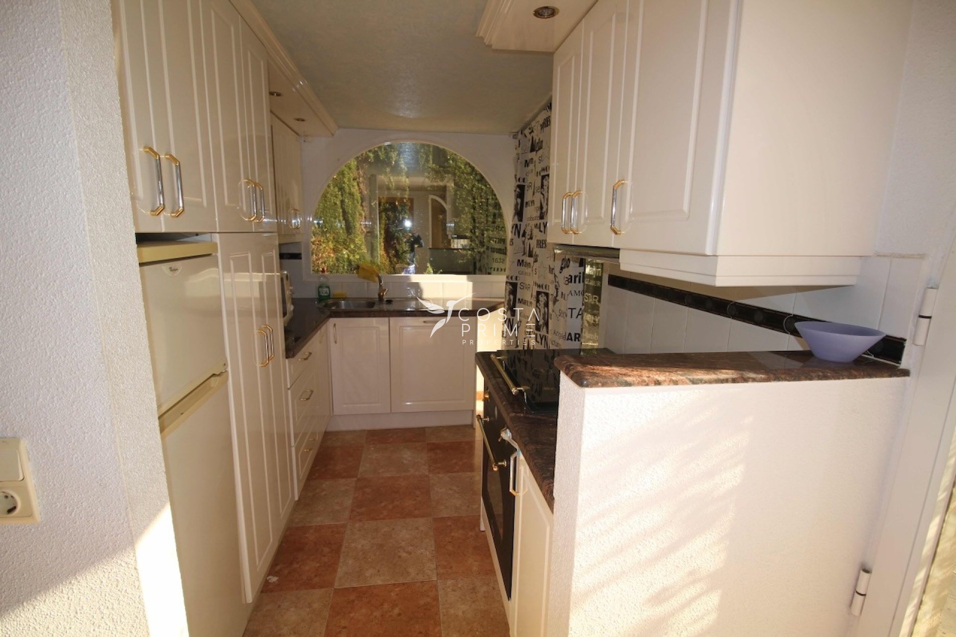 Resale - Villa  - La Nucía