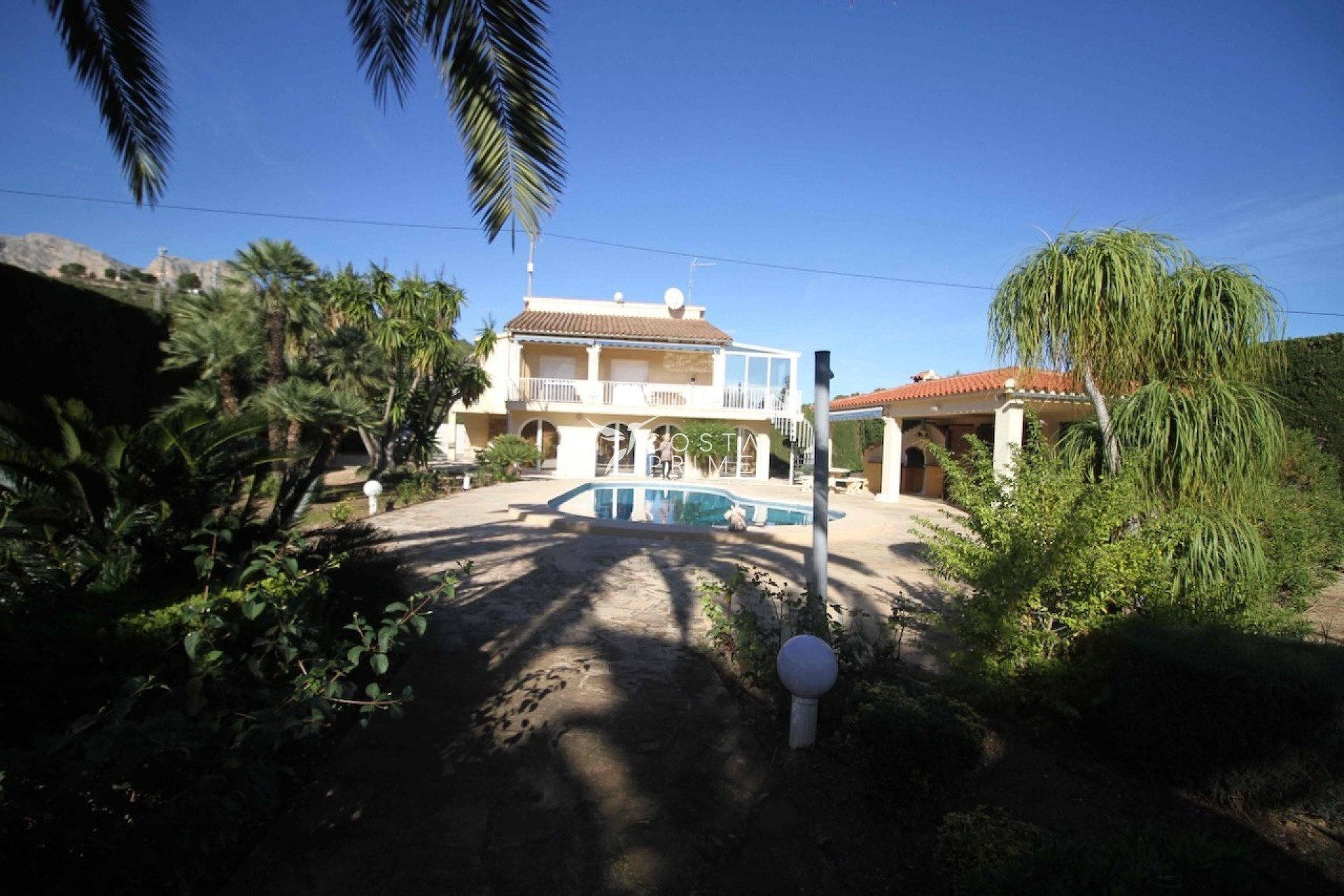 Resale - Villa  - La Nucía