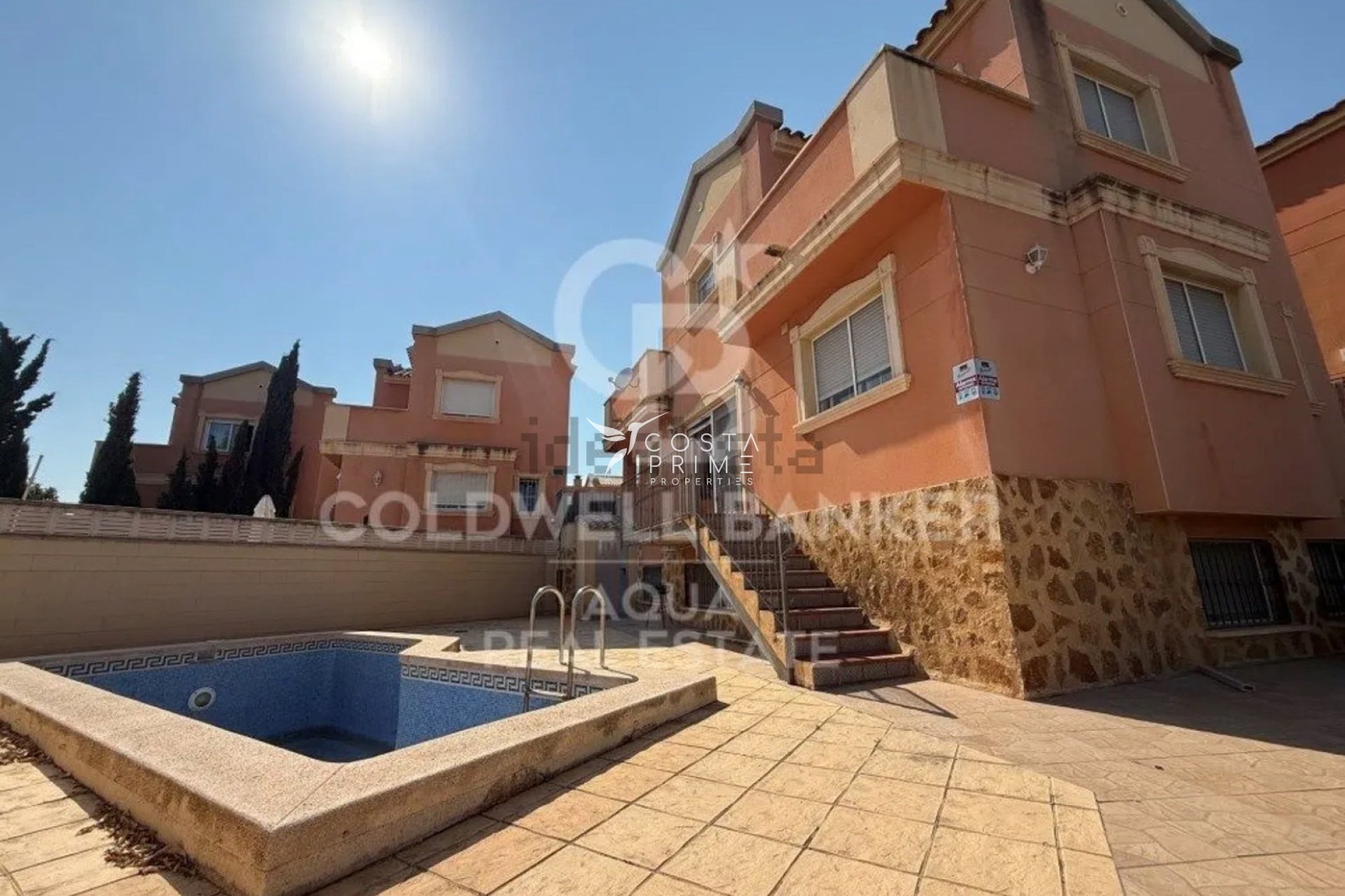 Resale - Villa  - La Nucía