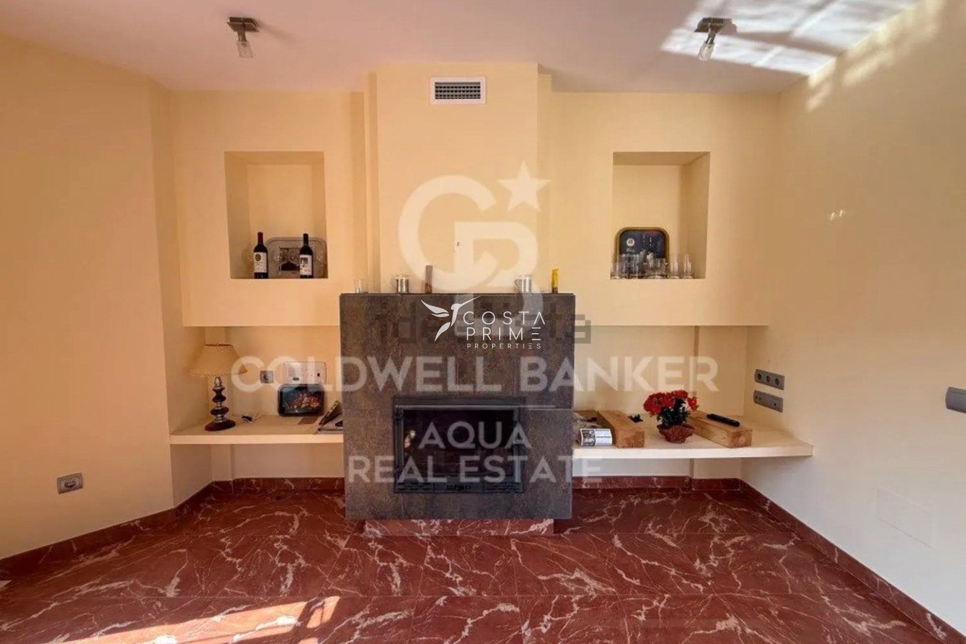 Resale - Villa  - La Nucía