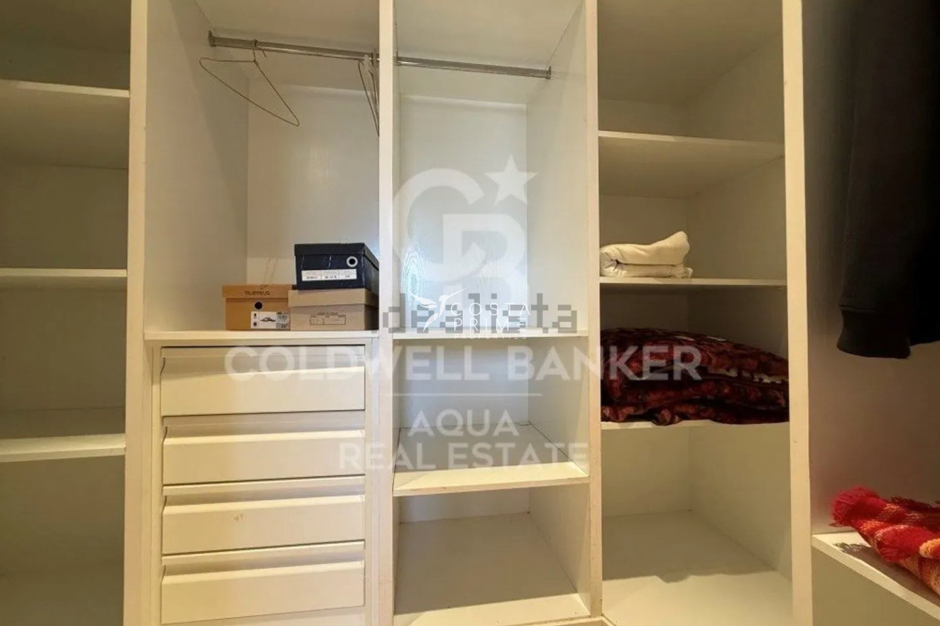 Resale - Villa  - La Nucía