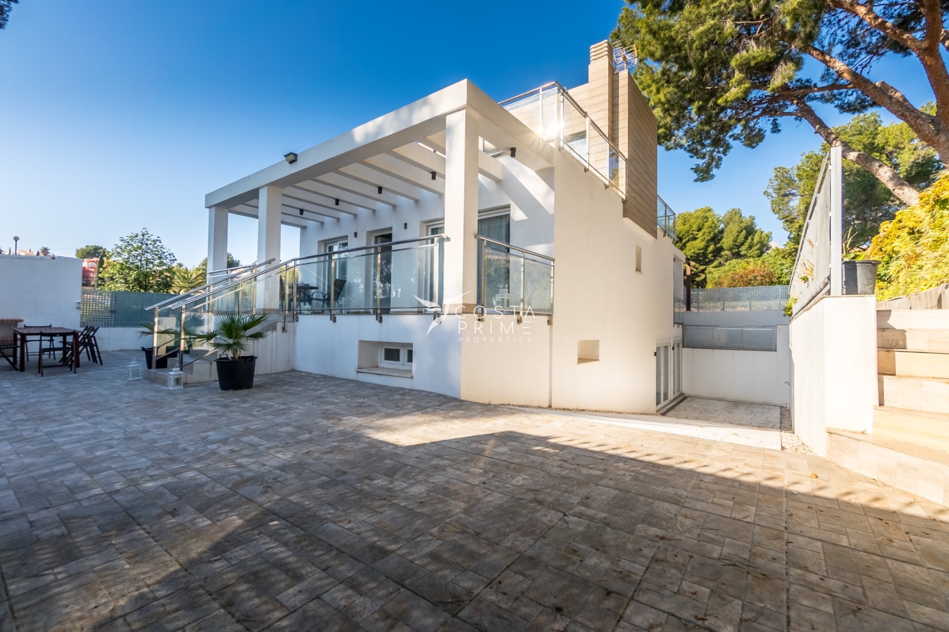 Resale - Villa  - La Nucía