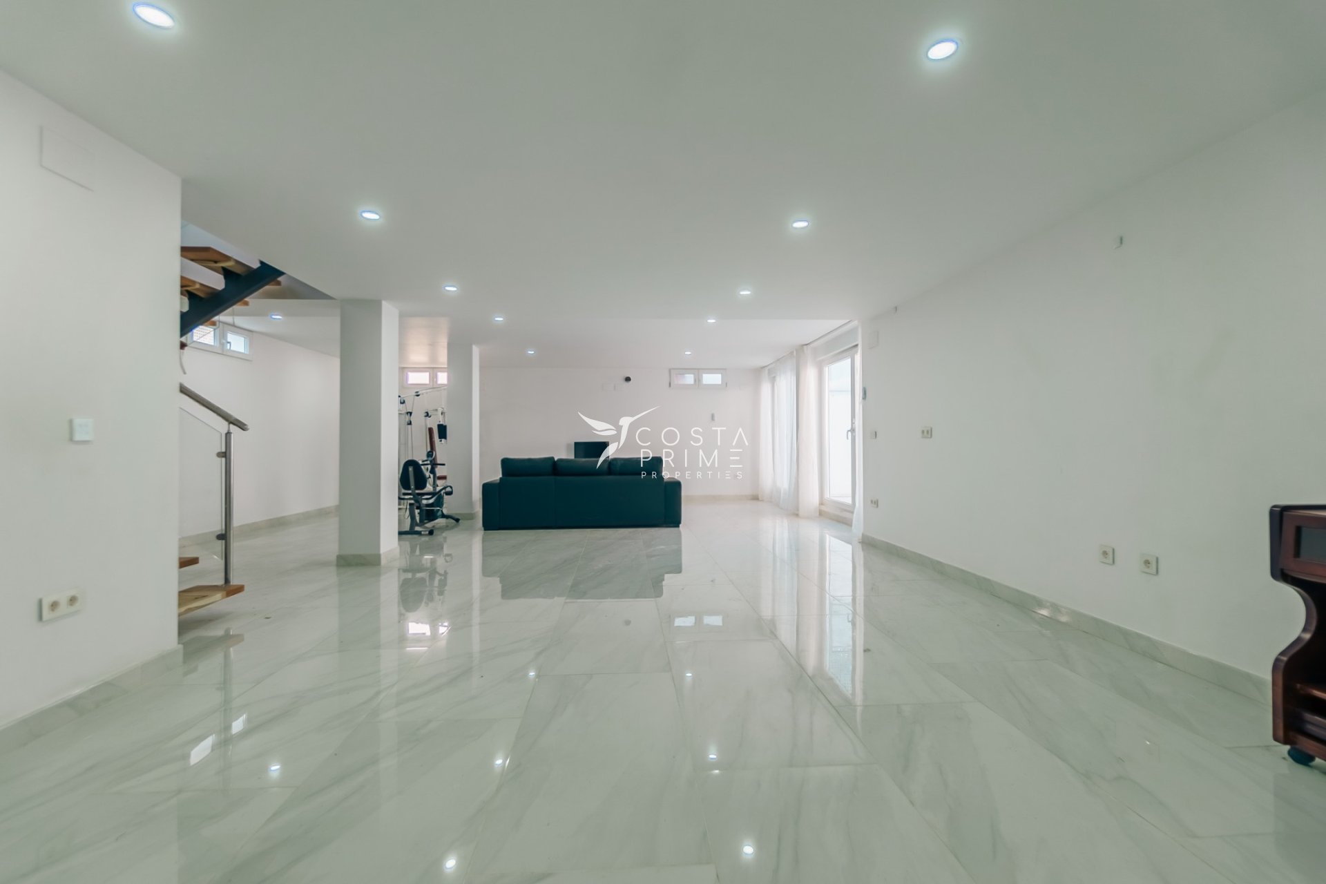 Resale - Villa  - La Nucía