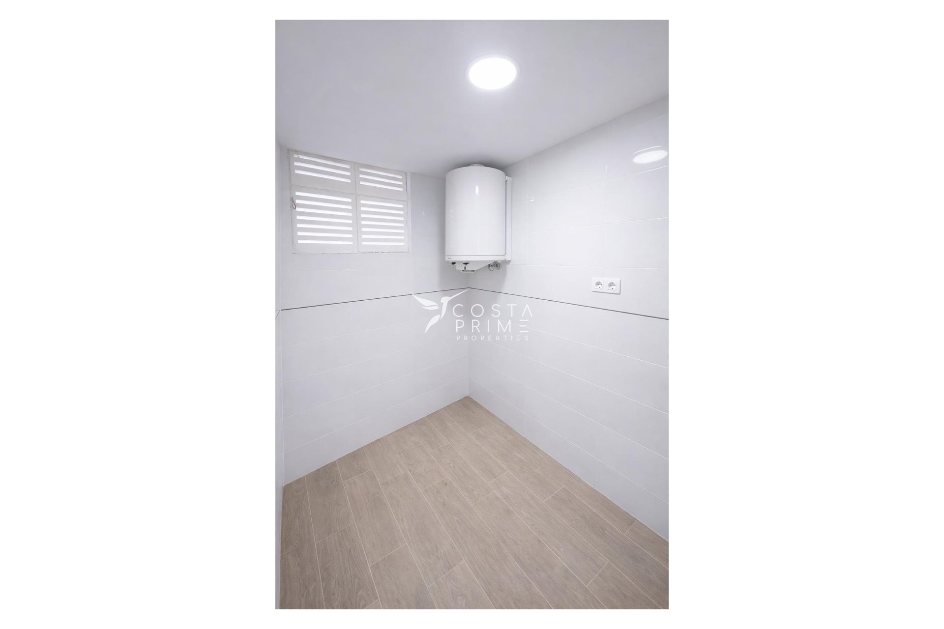 Resale - Villa  - La Nucía