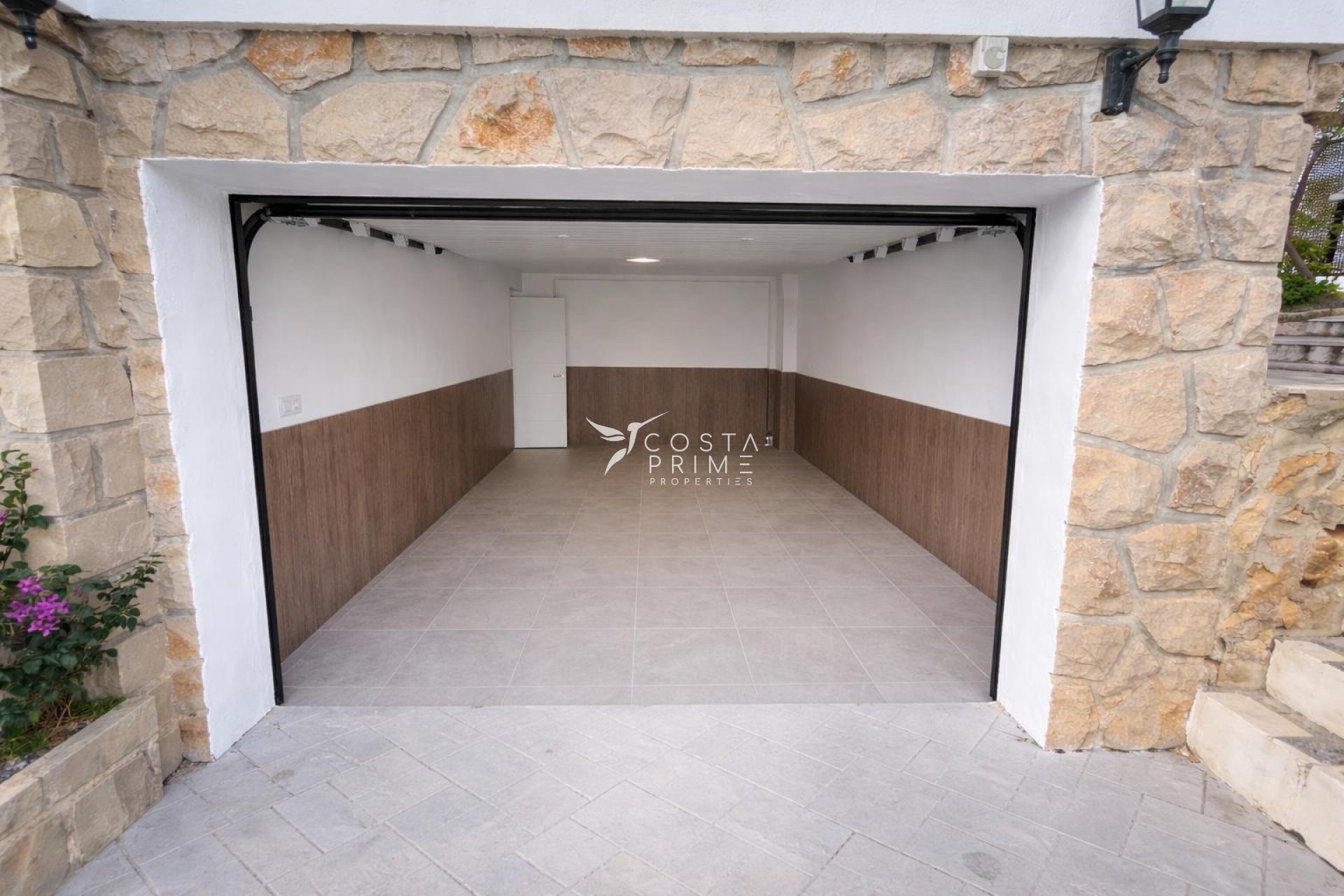 Resale - Villa  - La Nucía