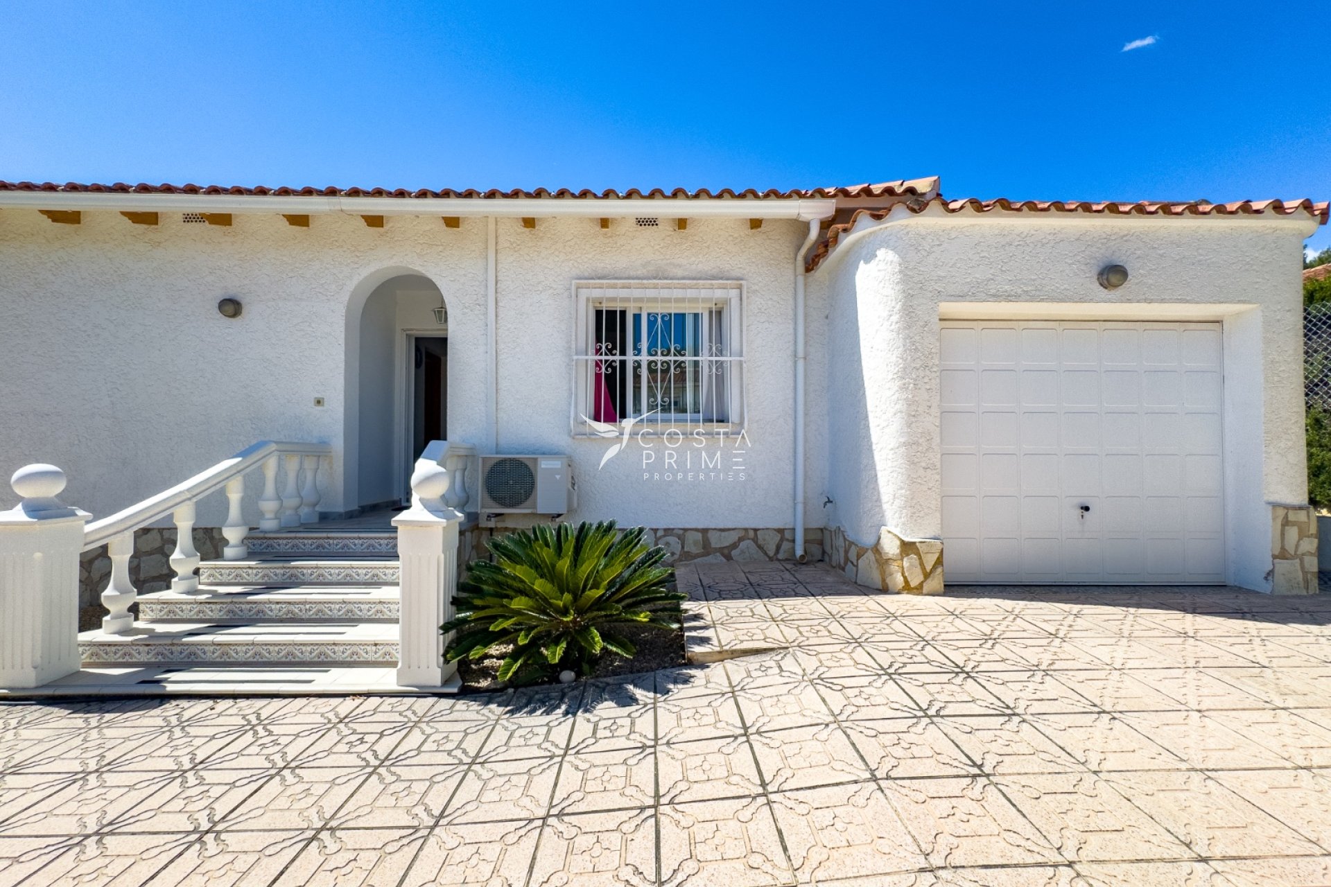 Resale - Villa  - La Nucía