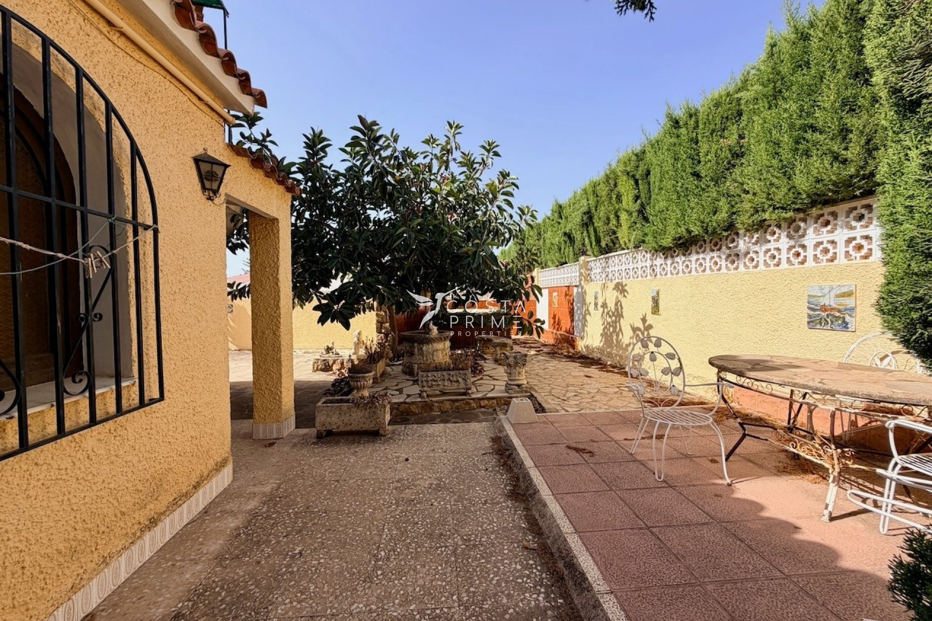 Resale - Villa  - La Nucía