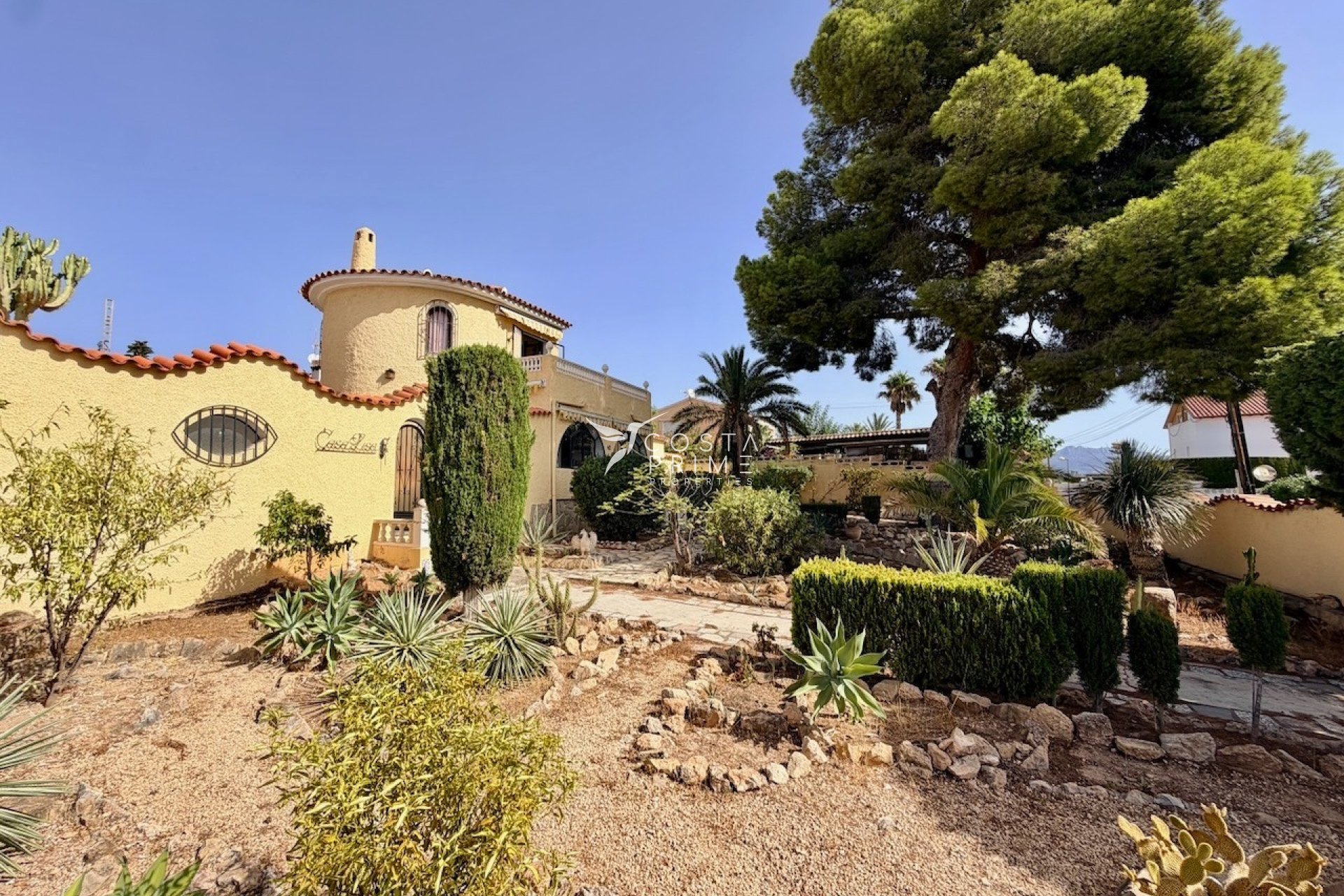 Resale - Villa  - La Nucía