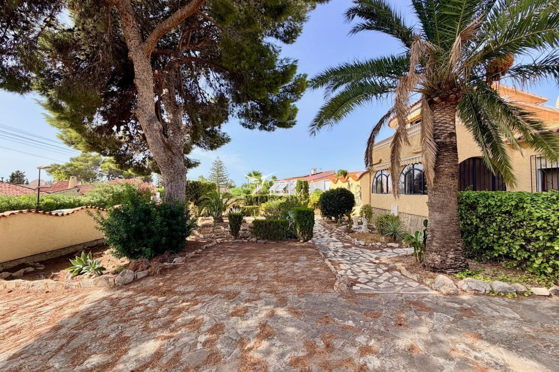Resale - Villa  - La Nucía