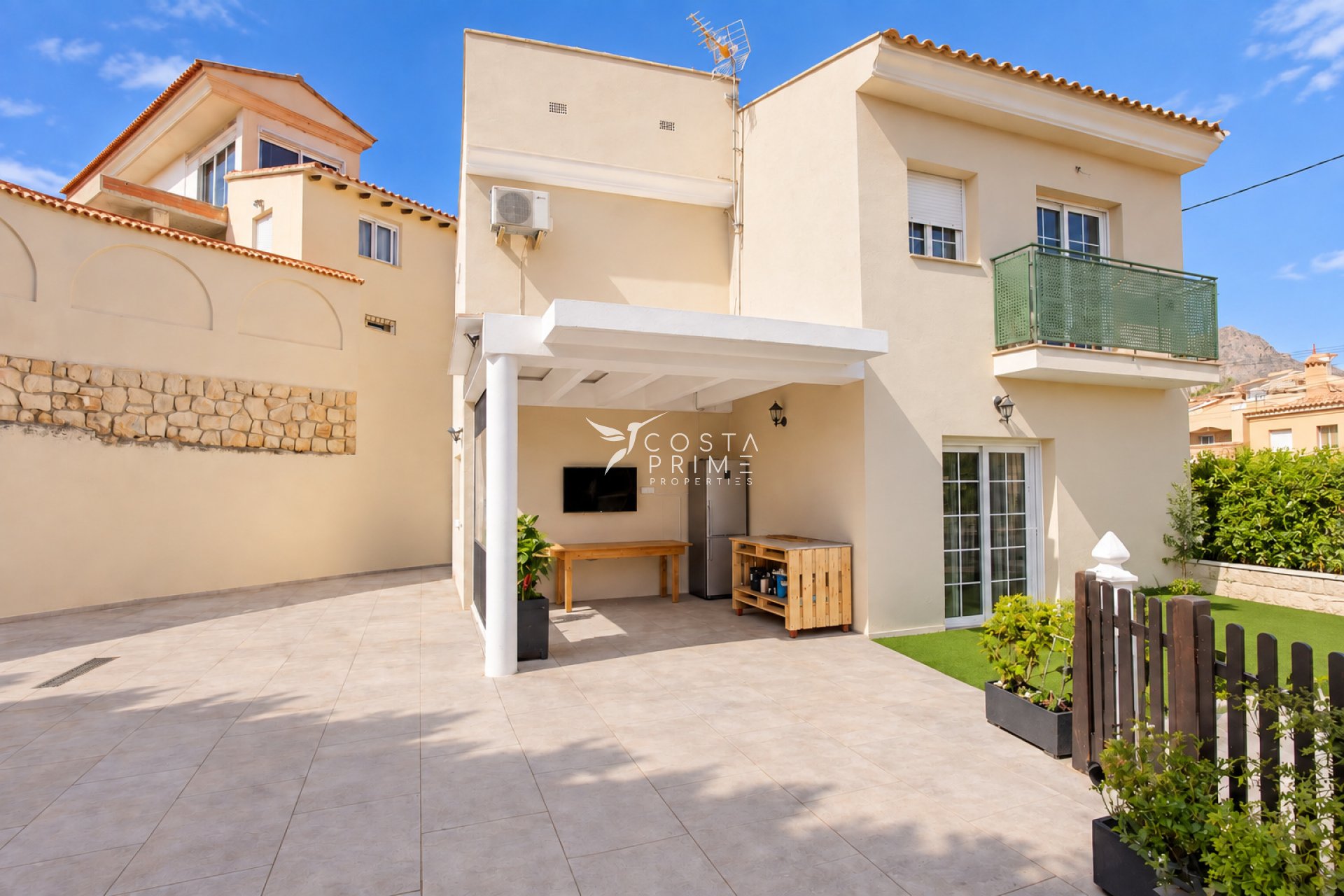 Resale - Villa  - La Nucía