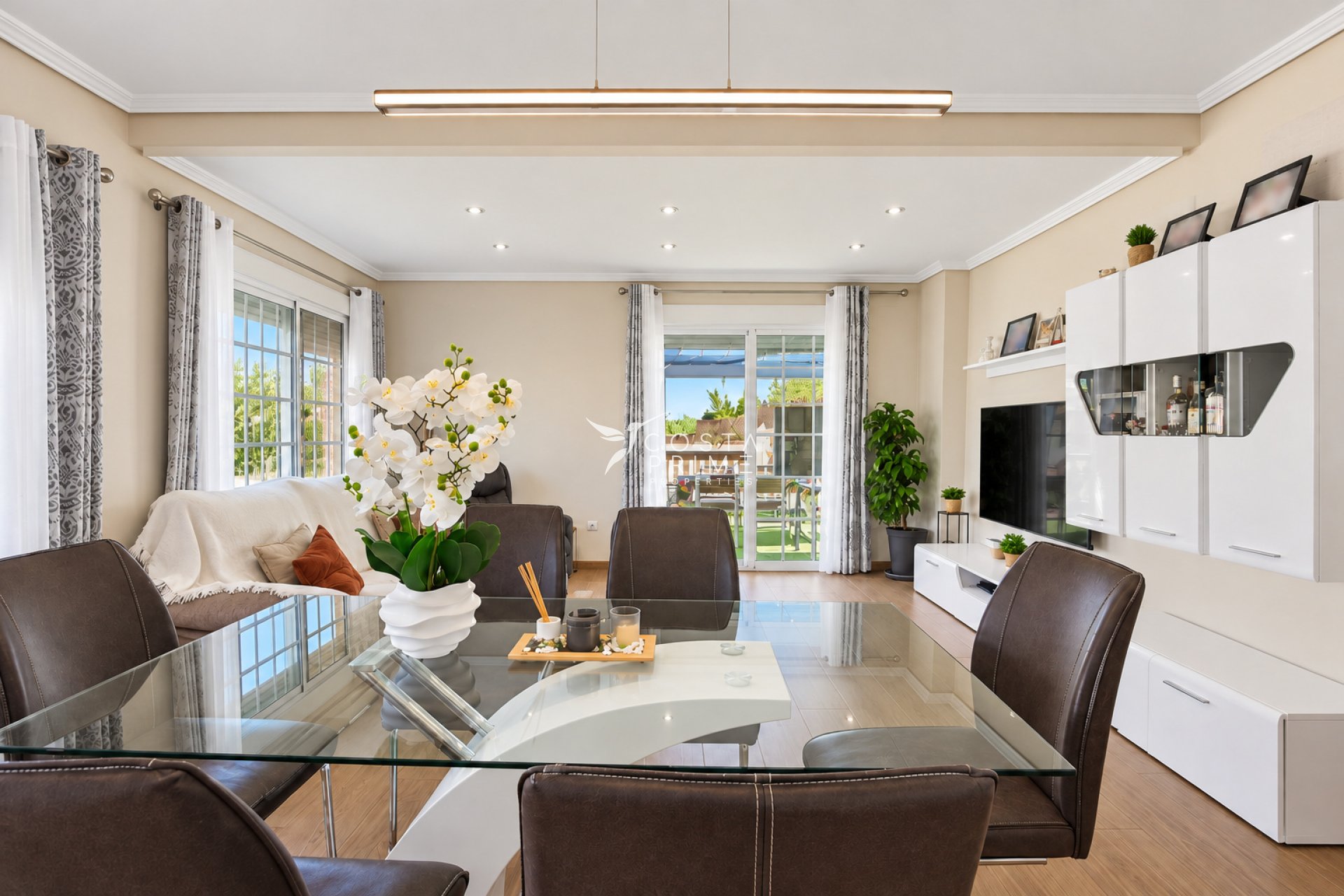 Resale - Villa  - La Nucía
