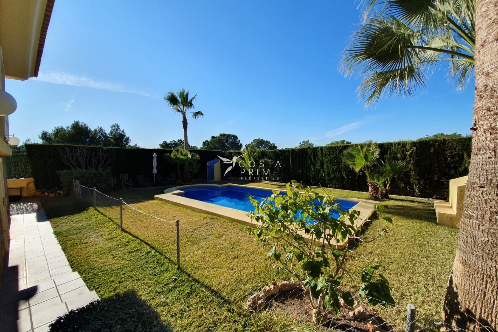 Resale - Villa  - La Nucía