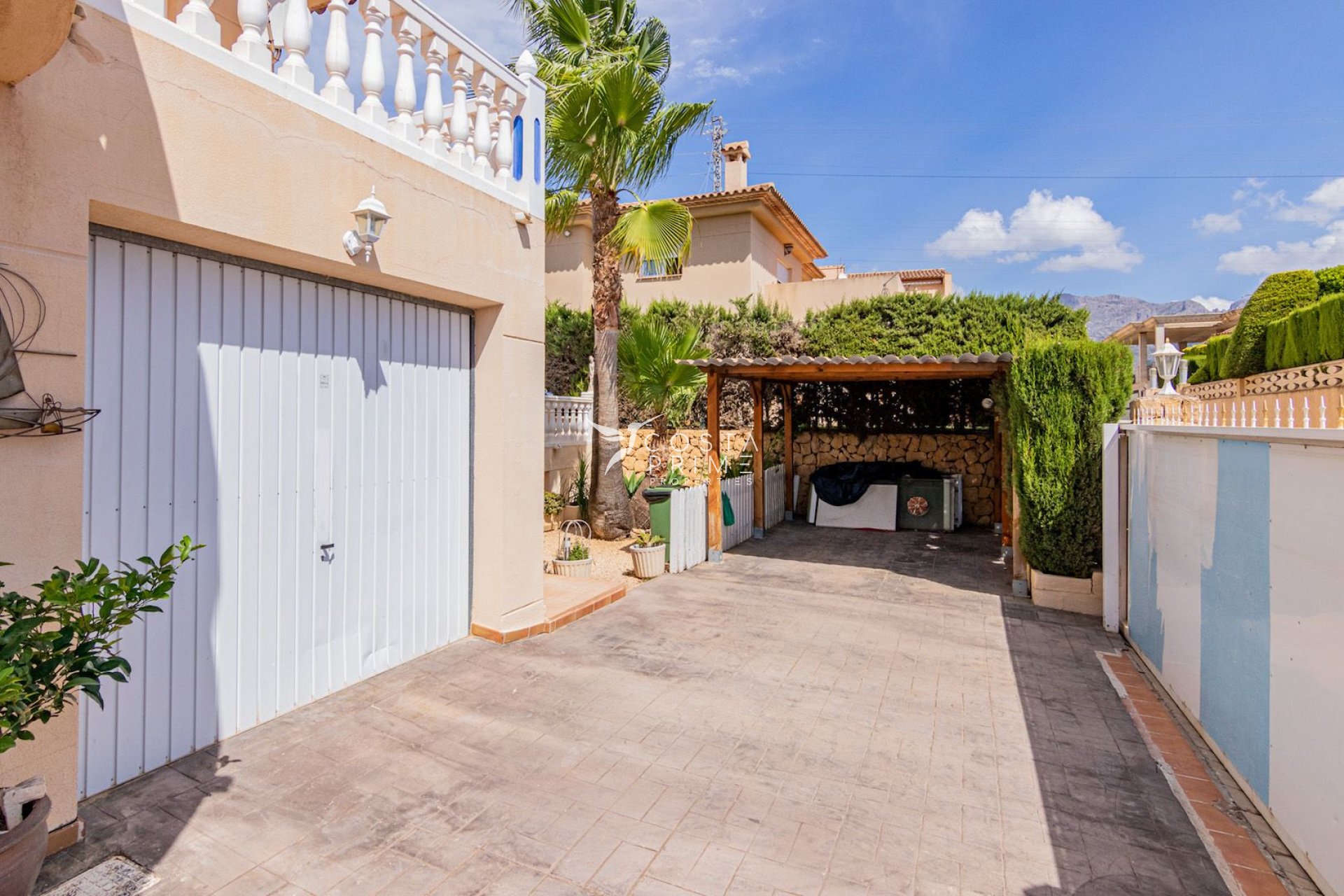 Resale - Villa  - La Nucía