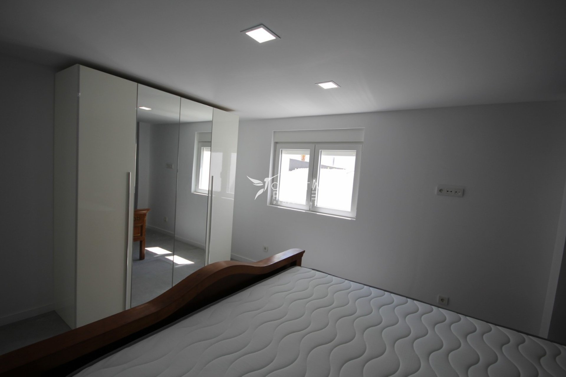 Resale - Villa  - La Nucía