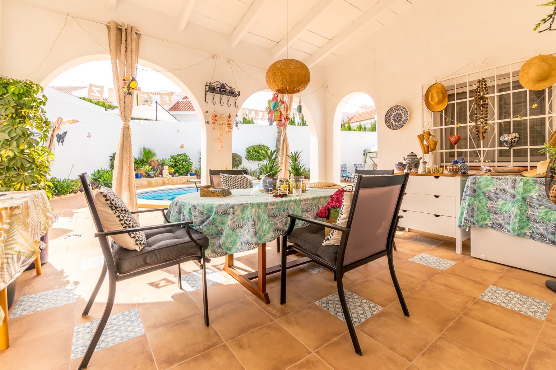 Resale - Villa  - La Nucía