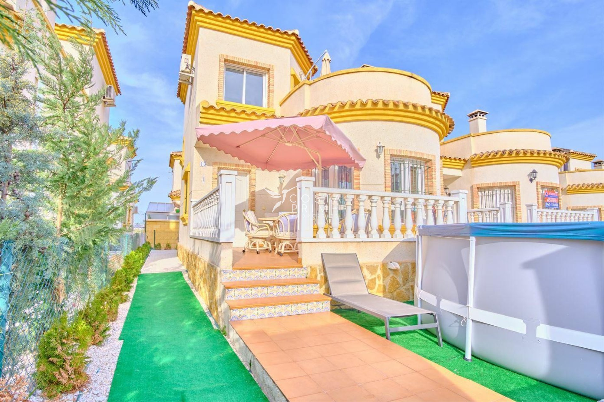 Resale - Villa  - Los Montesinos