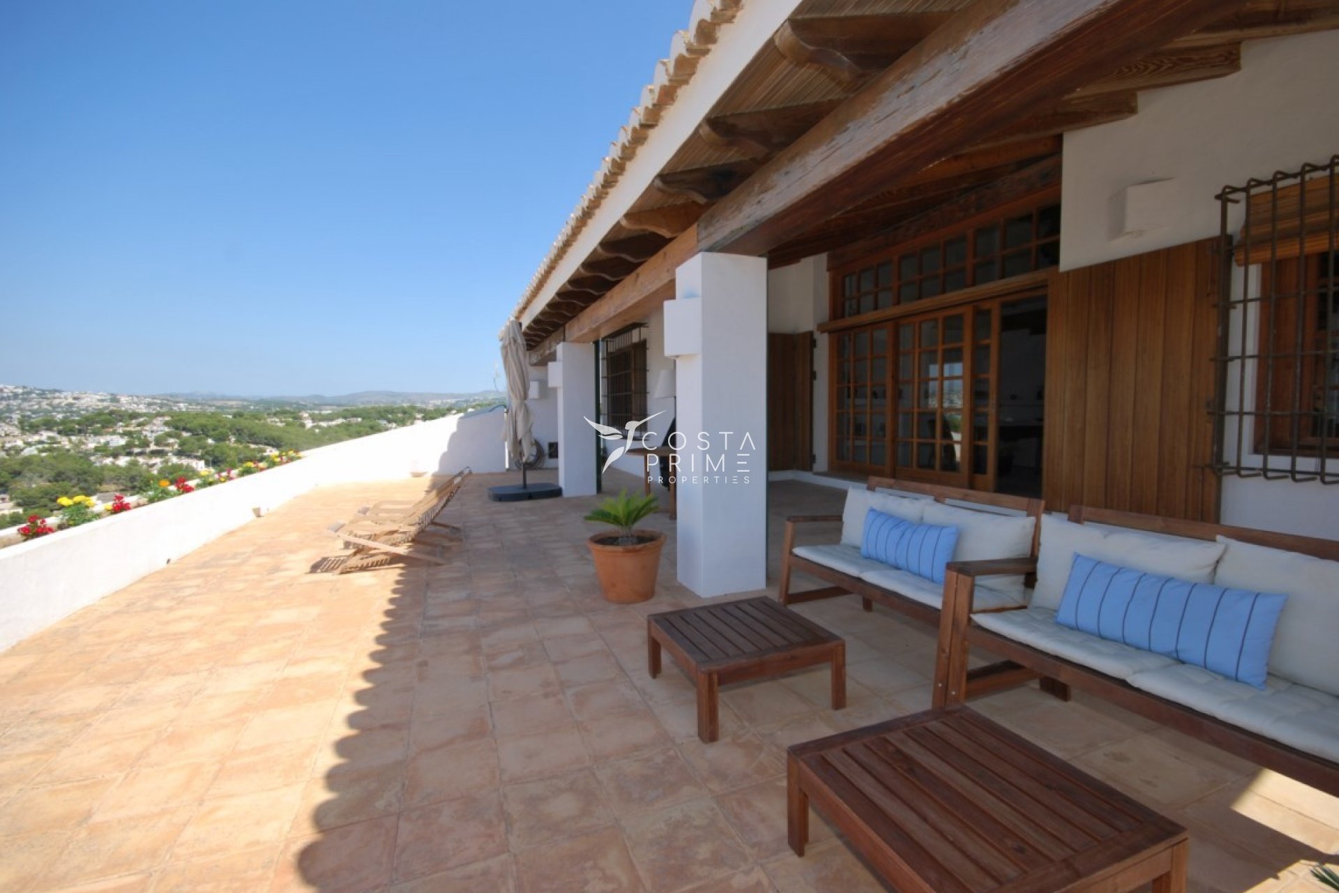 Resale - Villa  - Moraira