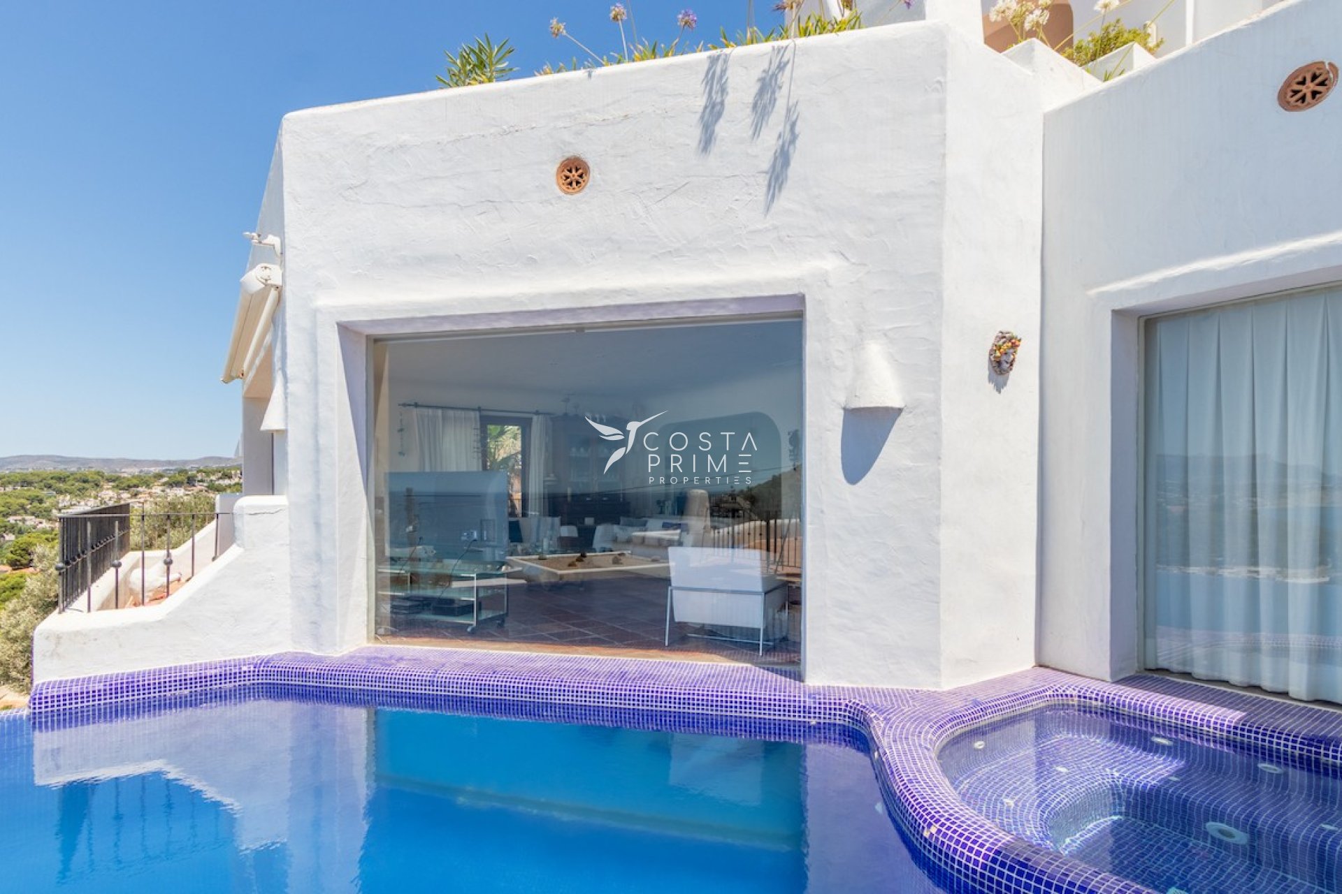 Resale - Villa  - Moraira