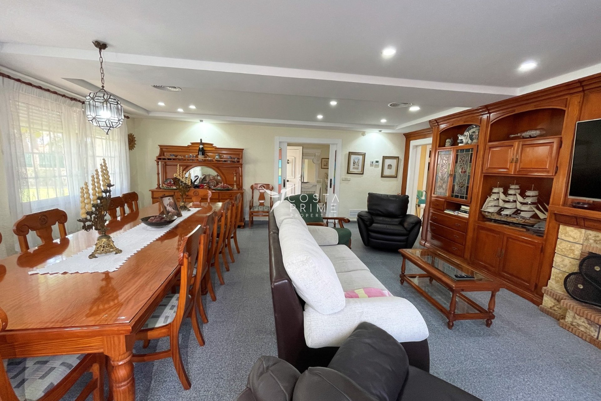 Resale - Villa  - Orihuela