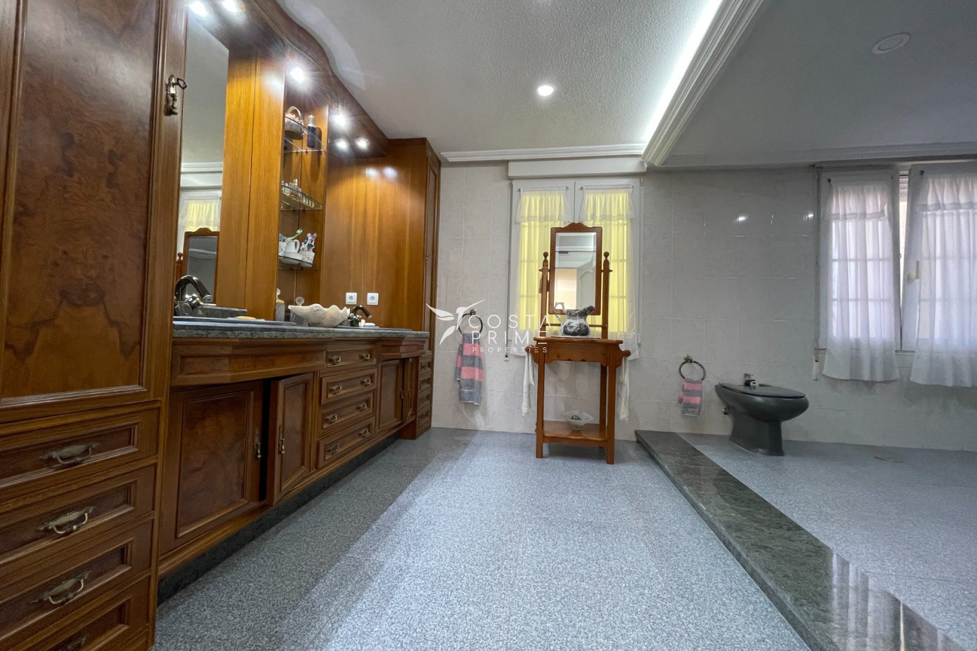 Resale - Villa  - Orihuela
