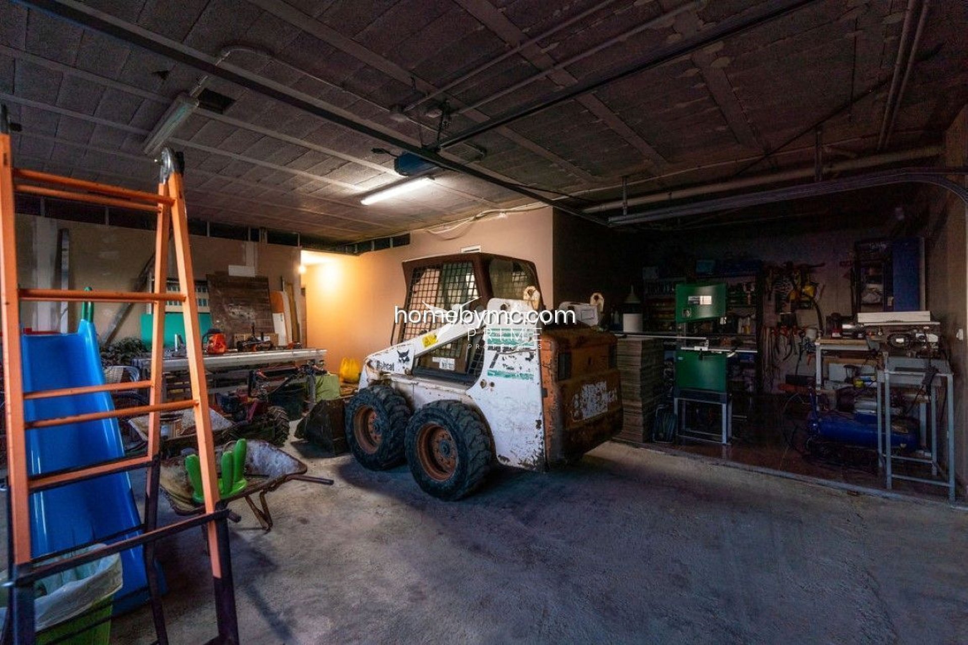 Resale - Villa  - Polop