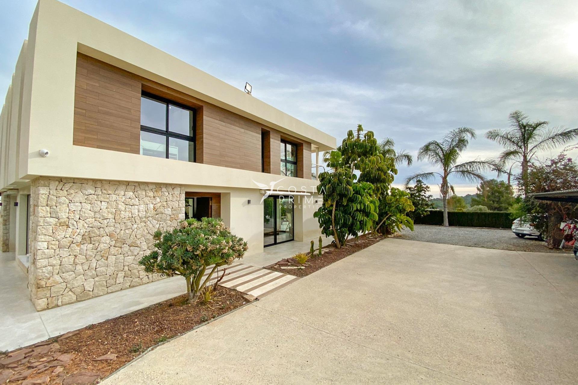 Resale - Villa  - Polop