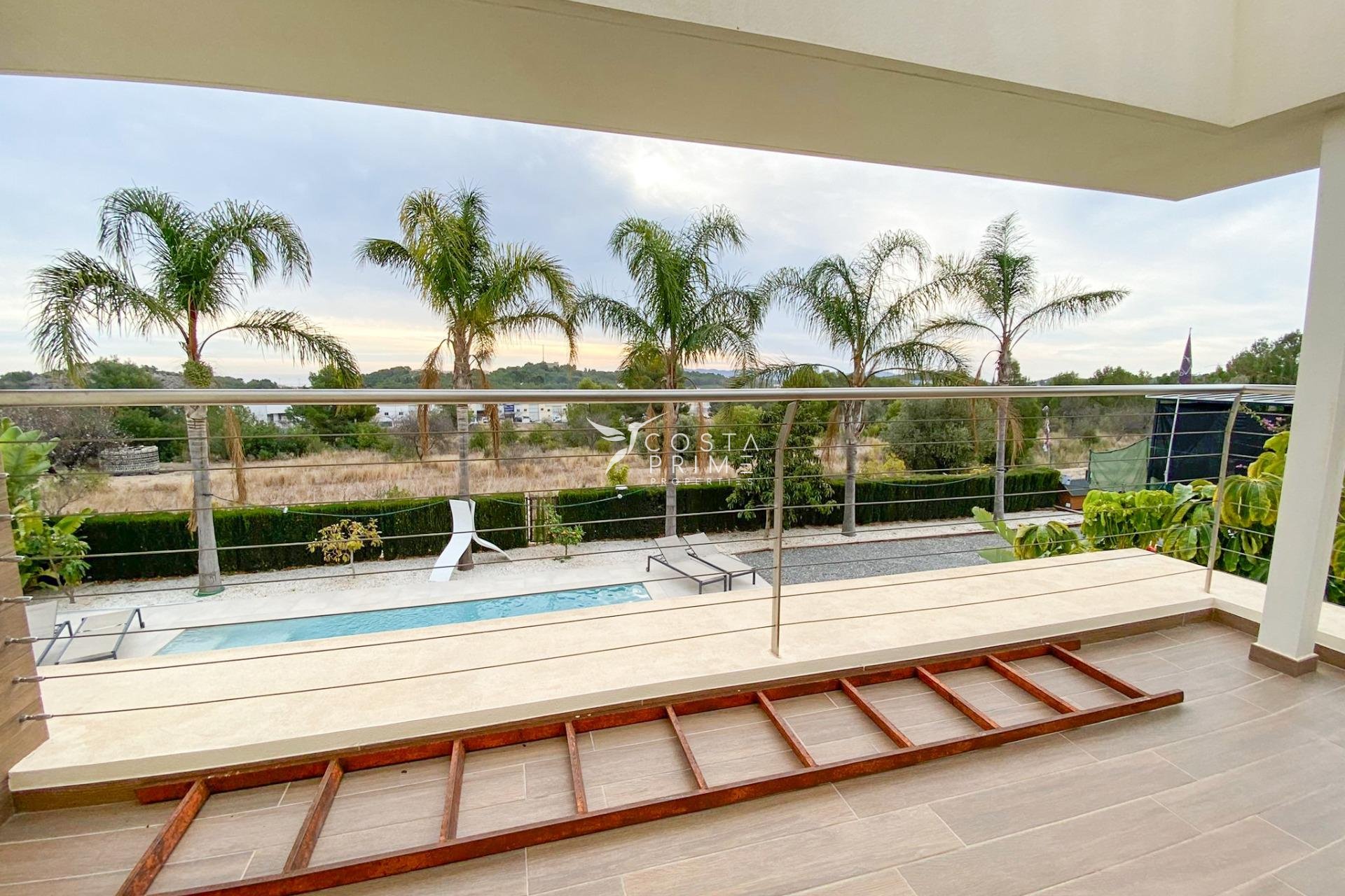 Resale - Villa  - Polop