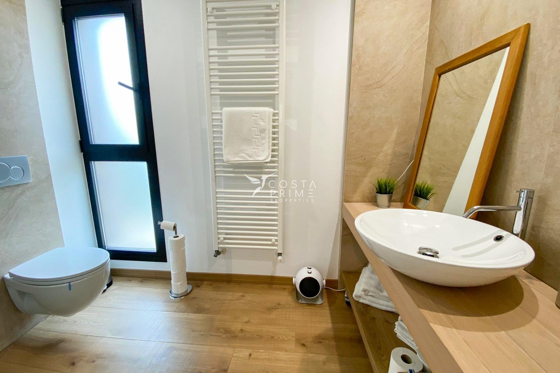 Resale - Villa  - Polop